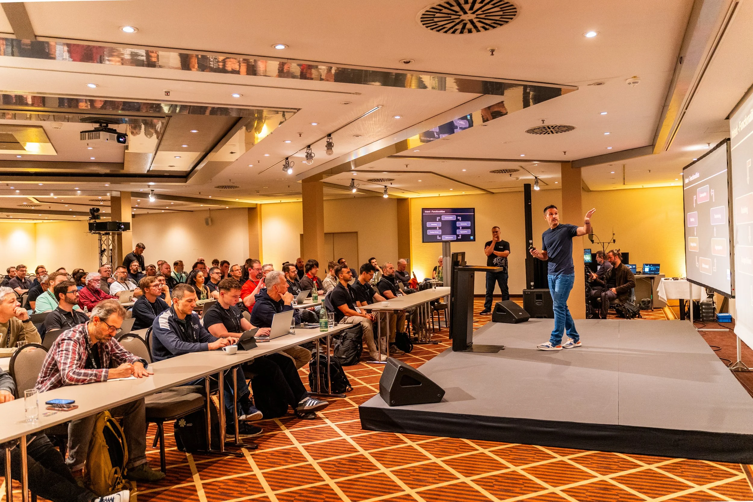 AUTOCON5 - DAY 3 - AM SESSIONS - J.MAZUR-3.jpg