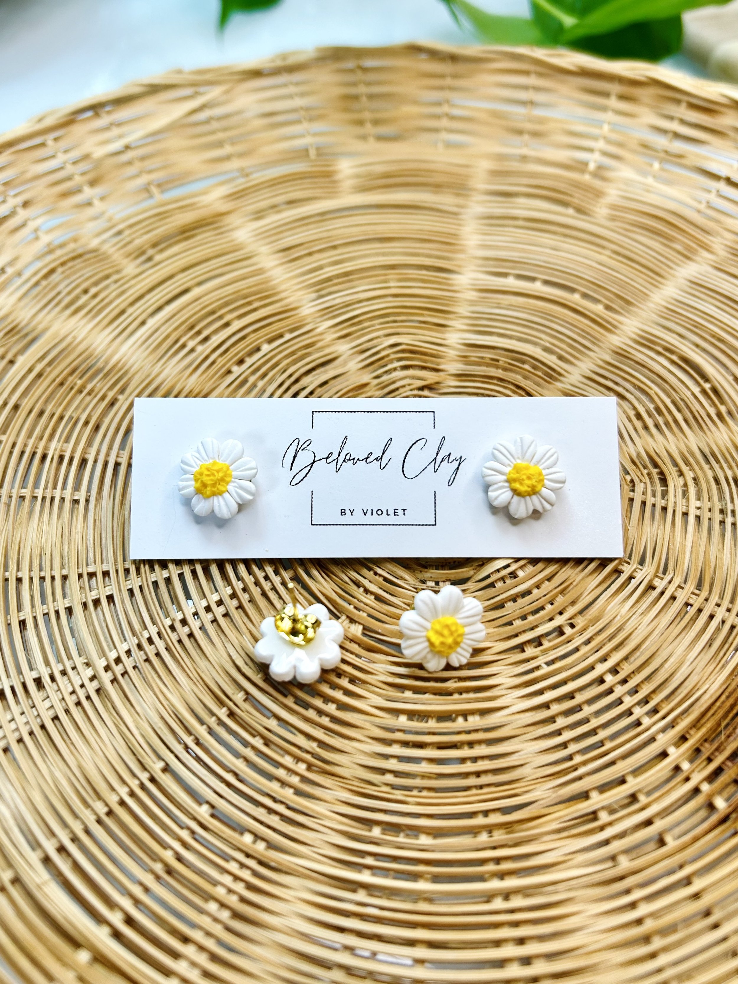 Daisy Studs