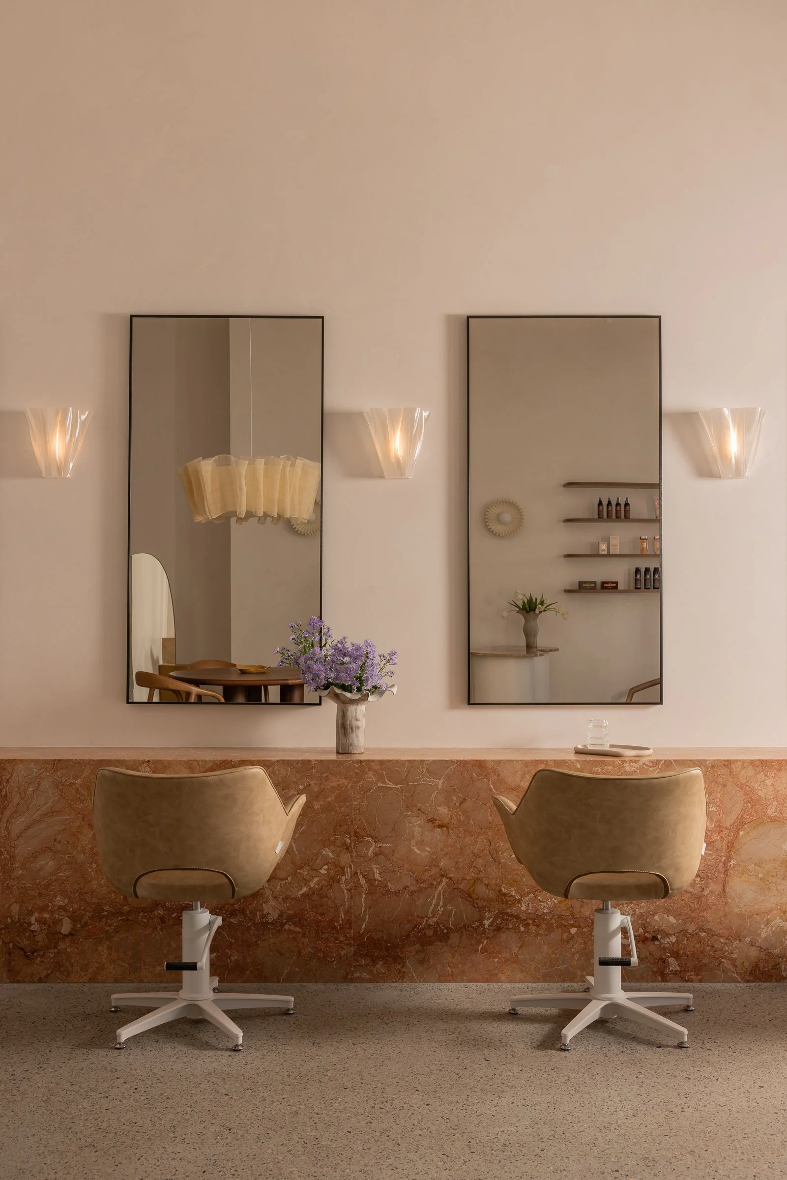 Salon Soleil