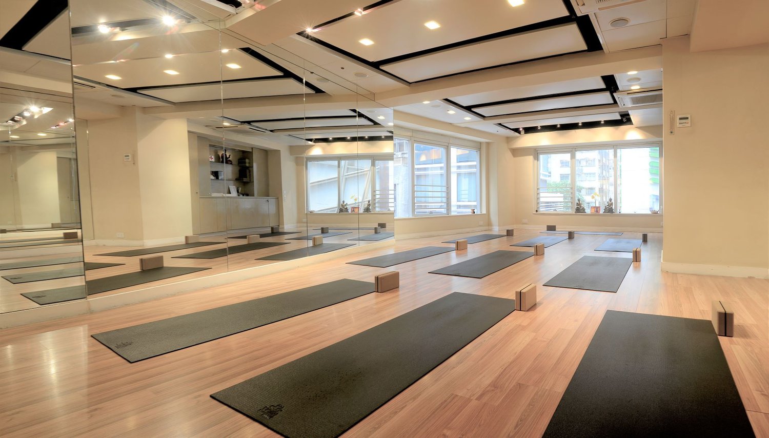 The Yoga Room - Over 100 Yoga Classes Per WeekYoga Room Hong Kong