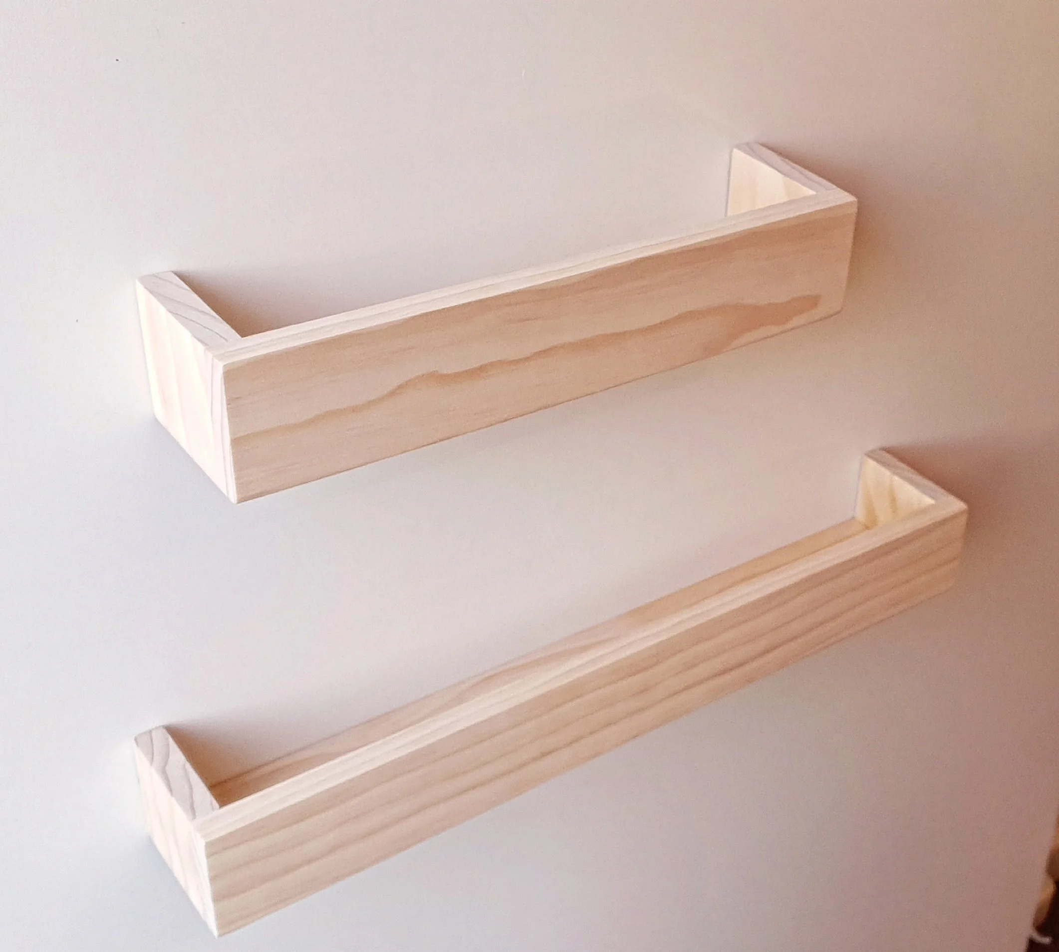 Shelf, keyhole mount for secure, minimalist look."