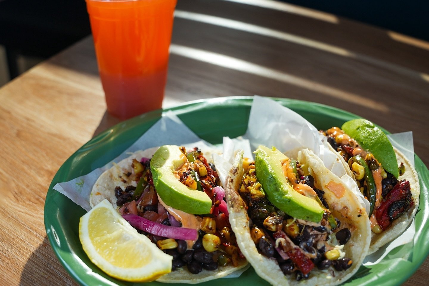 Fresh veggie tacos that pack a punch!

#gardena #southbay #healthyeats #VeggieTacos #EatYourGreens #TacoTime