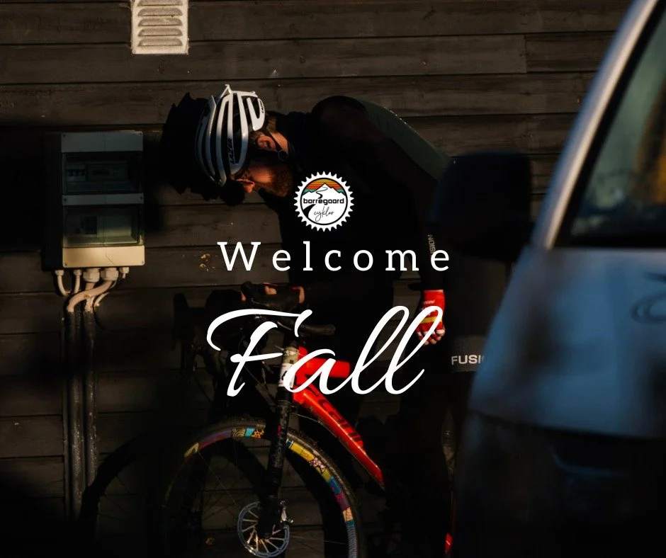 M&oslash;rket falder p&aring; tidligere, og det er vigtigt at blive set p&aring; vejene! 💡

Er dine cykellygter st&aelig;rke nok til at lyse vejen op? Vi har et godt udvalg af kraftige lygter, der sikrer, at du b&aring;de ser og bliver set i efter&a