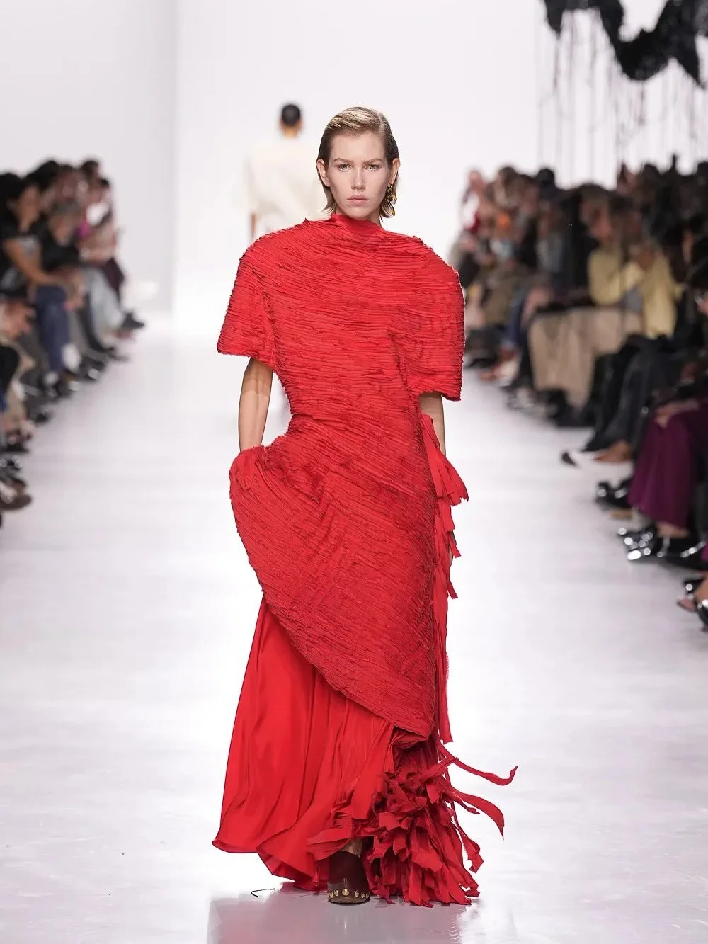 for @newbottega makeup by @patmcgrathreal 🩶Thank you for having me ! 

Creative Director: @Louise_Trotter_
Styled by @SuzanneKoller
Makeup by @PatMcGrathReal
Hair by @GuidoPalau
Casting by @bitton 

✨ STARRING ✨
&ndash; Divine Skin: Rose 001&trade; 