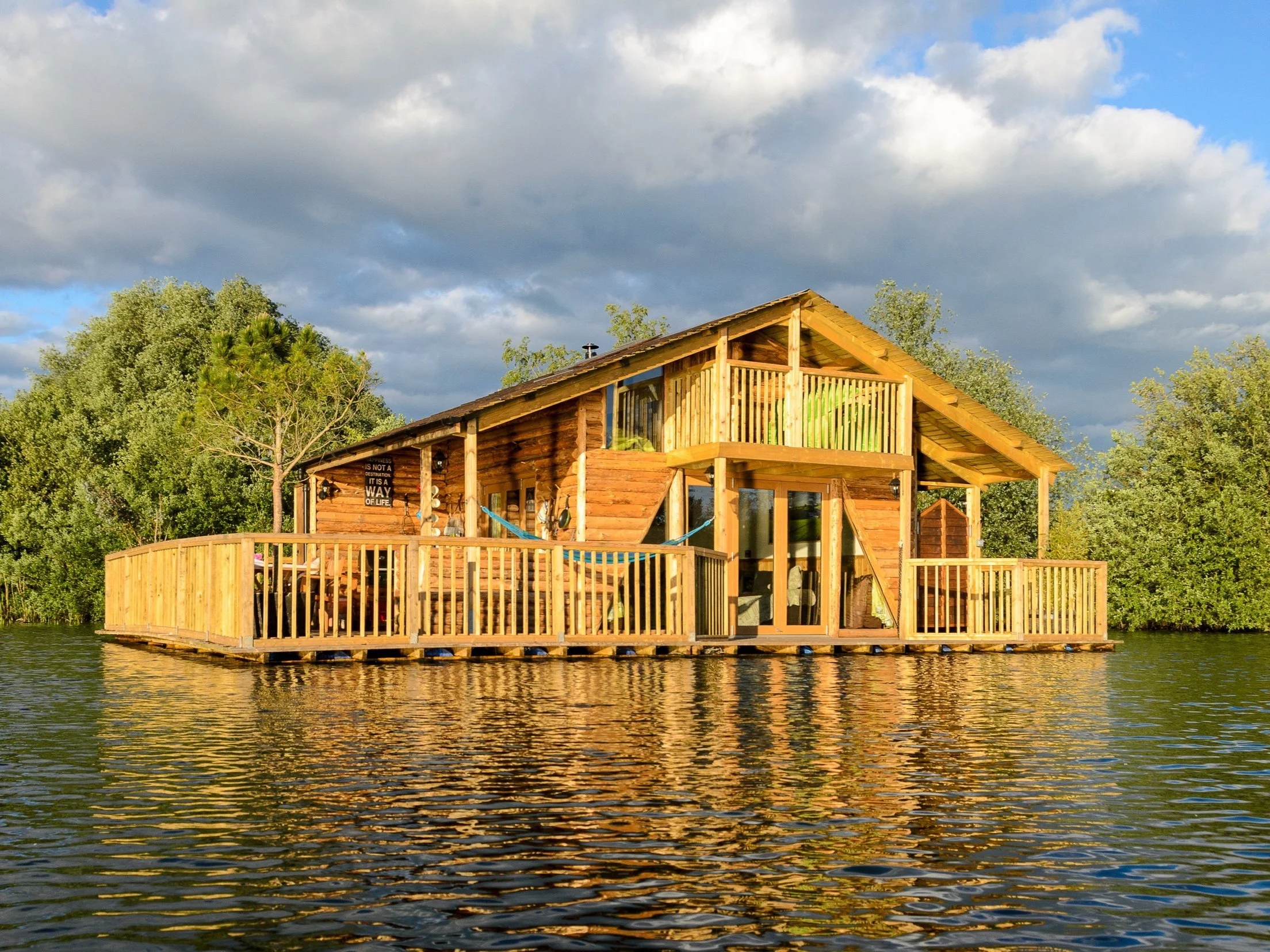 Chigborough Fisheries, from the fishery's own website