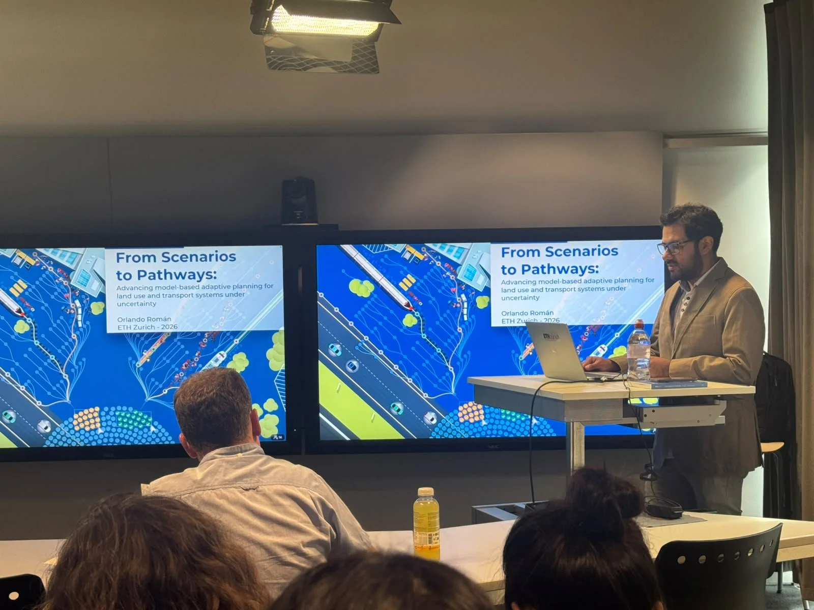 260824-Orlando presenting.jpeg