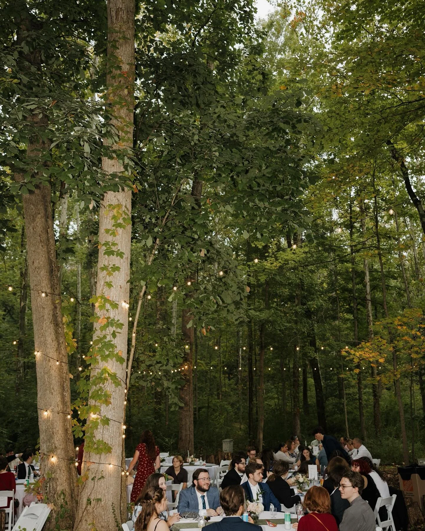 Loved this outdoor reception 🍂✨