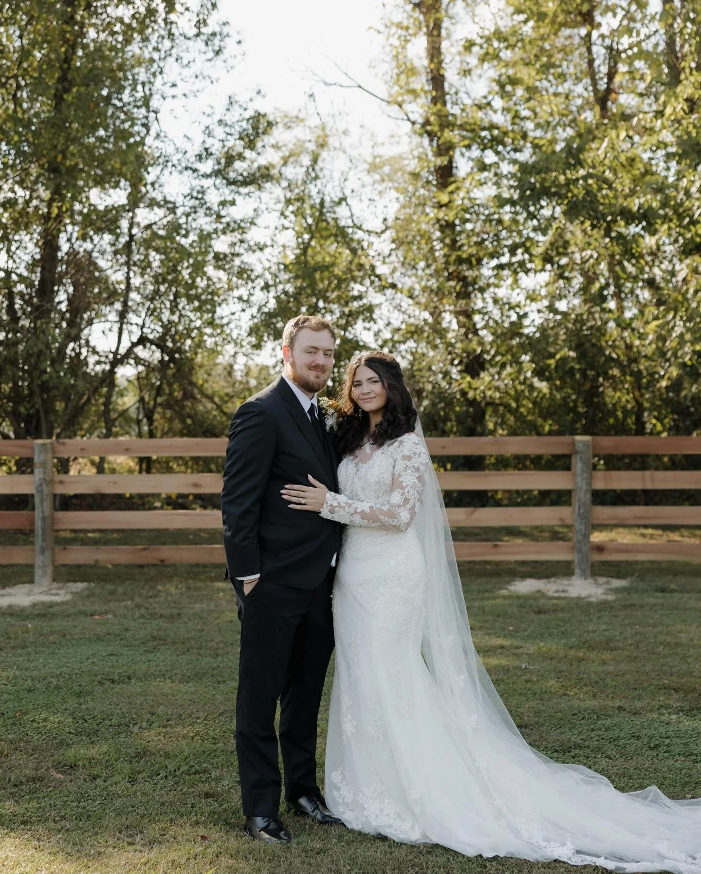 Loved this wedding 🫶🏻 so much fun and the weather was beautiful 💌