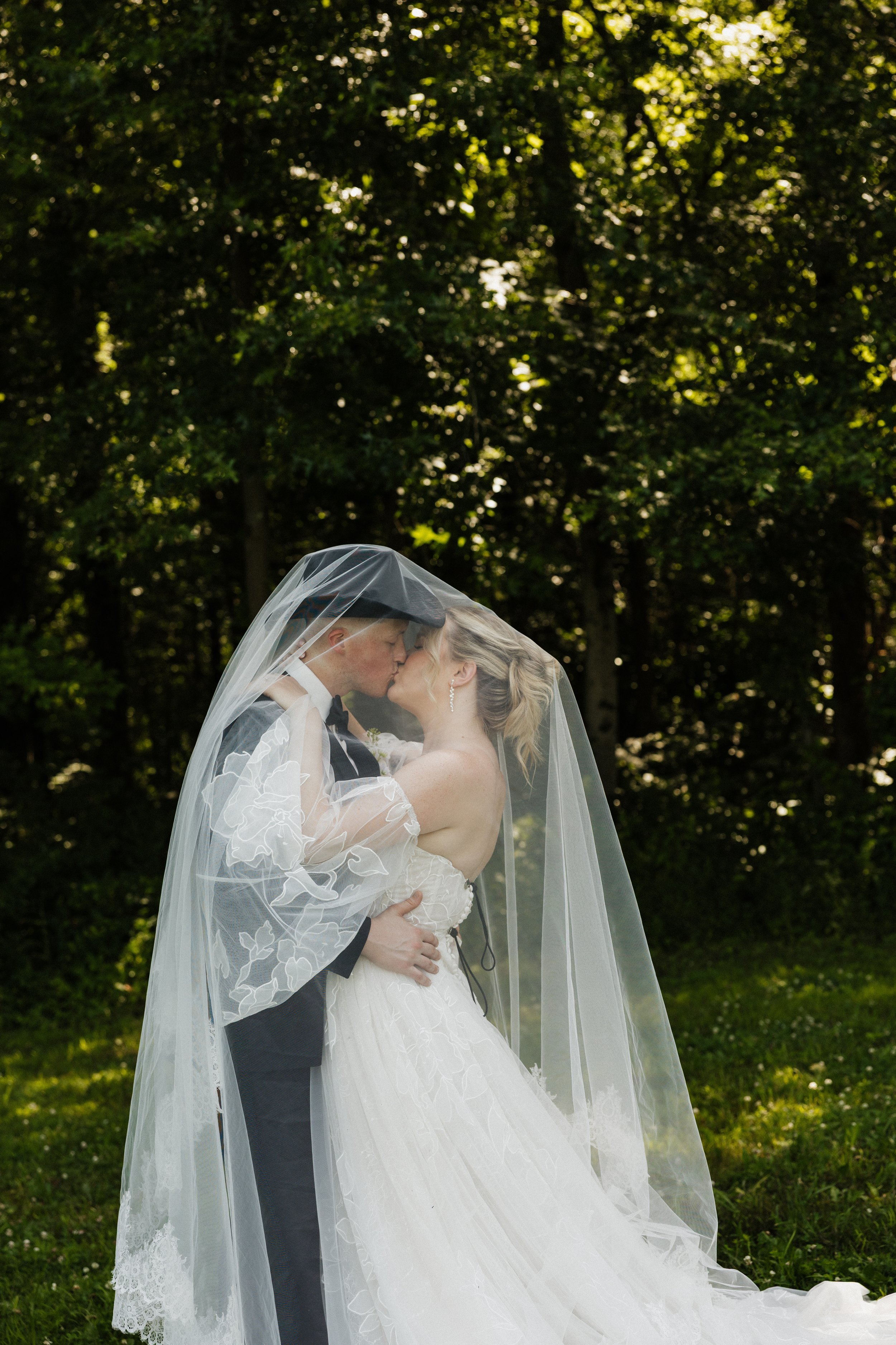 LAUREN &amp; Trent