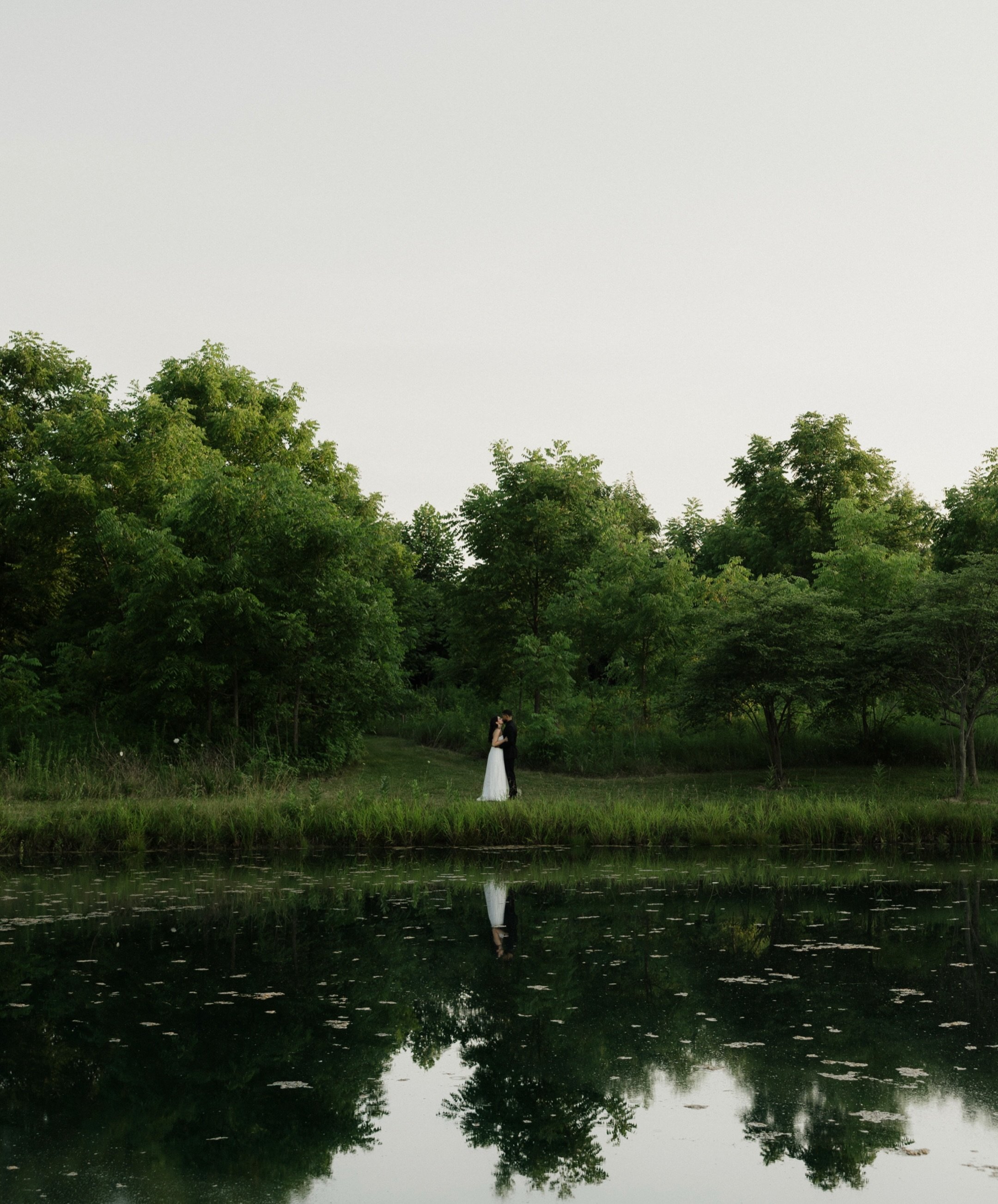 Can&rsquo;t get over this beautifullll sunset elopement!