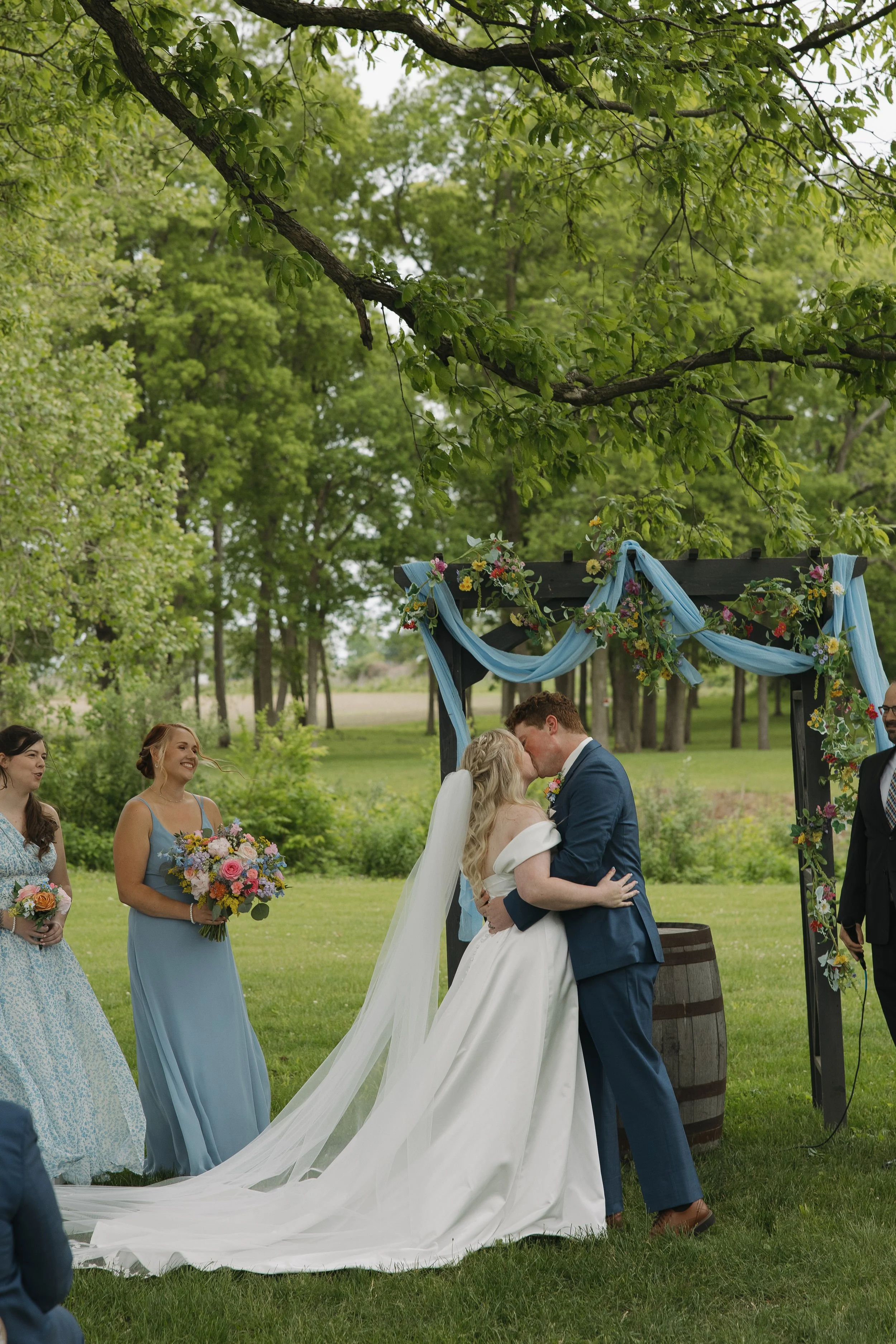 first kiss bride and groom