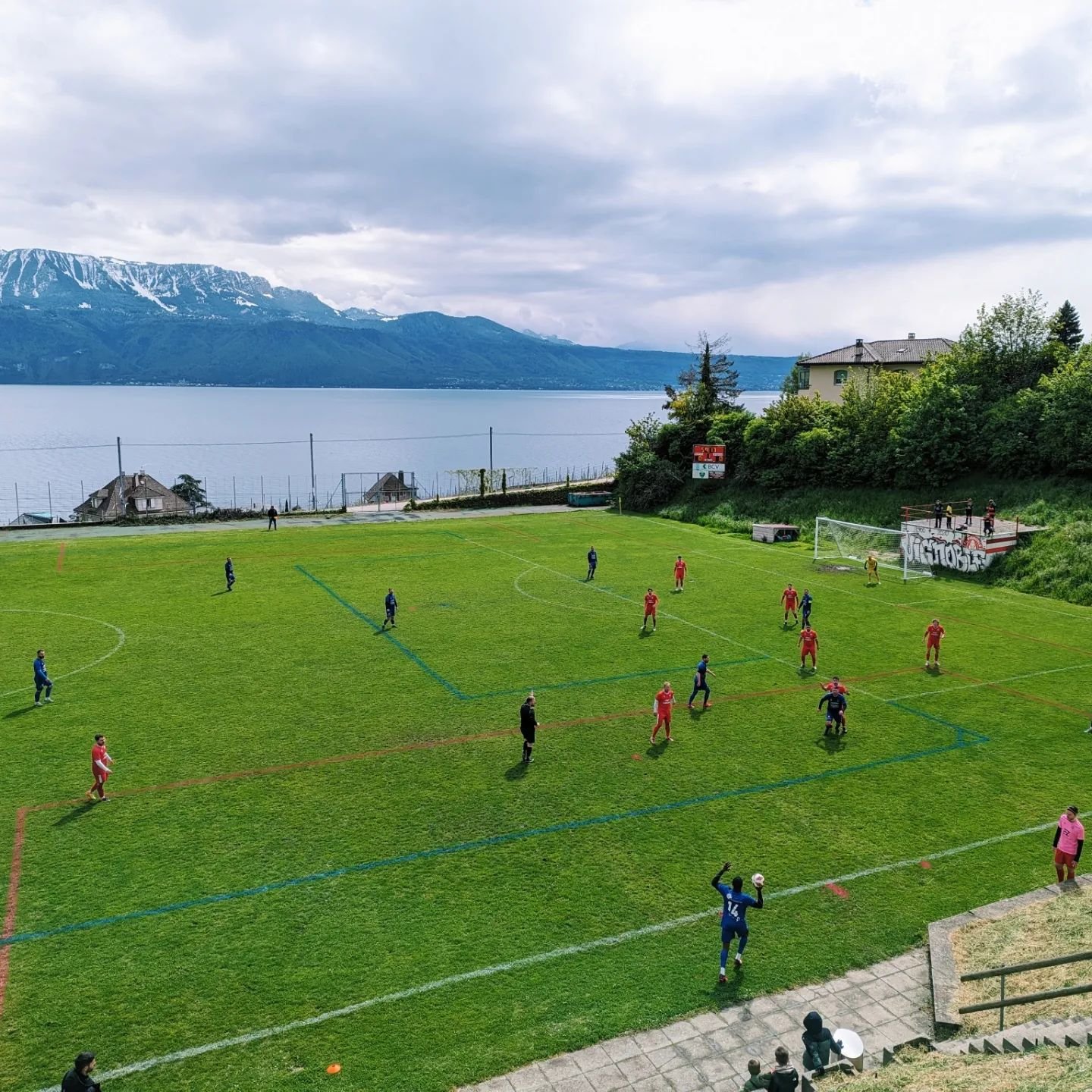 ⚽ FC Vignoble FC Iliria Payerne 
🏟️ Stade des Ruvines 
🏆 3. Liga Vaud 

#FootballCulture #FootballTourism #FootballPhotography #FootballIsEverywhere #Football #NonLeague #NonLeagueFootball #FCVignoble #Cully #TheBeautifulGame #TheChickenBaltiChroni
