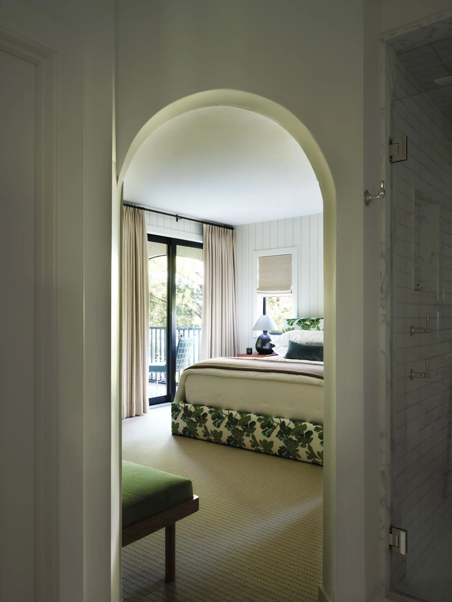 JaredKuzia_Hudson_Naples_15_S.jpg
