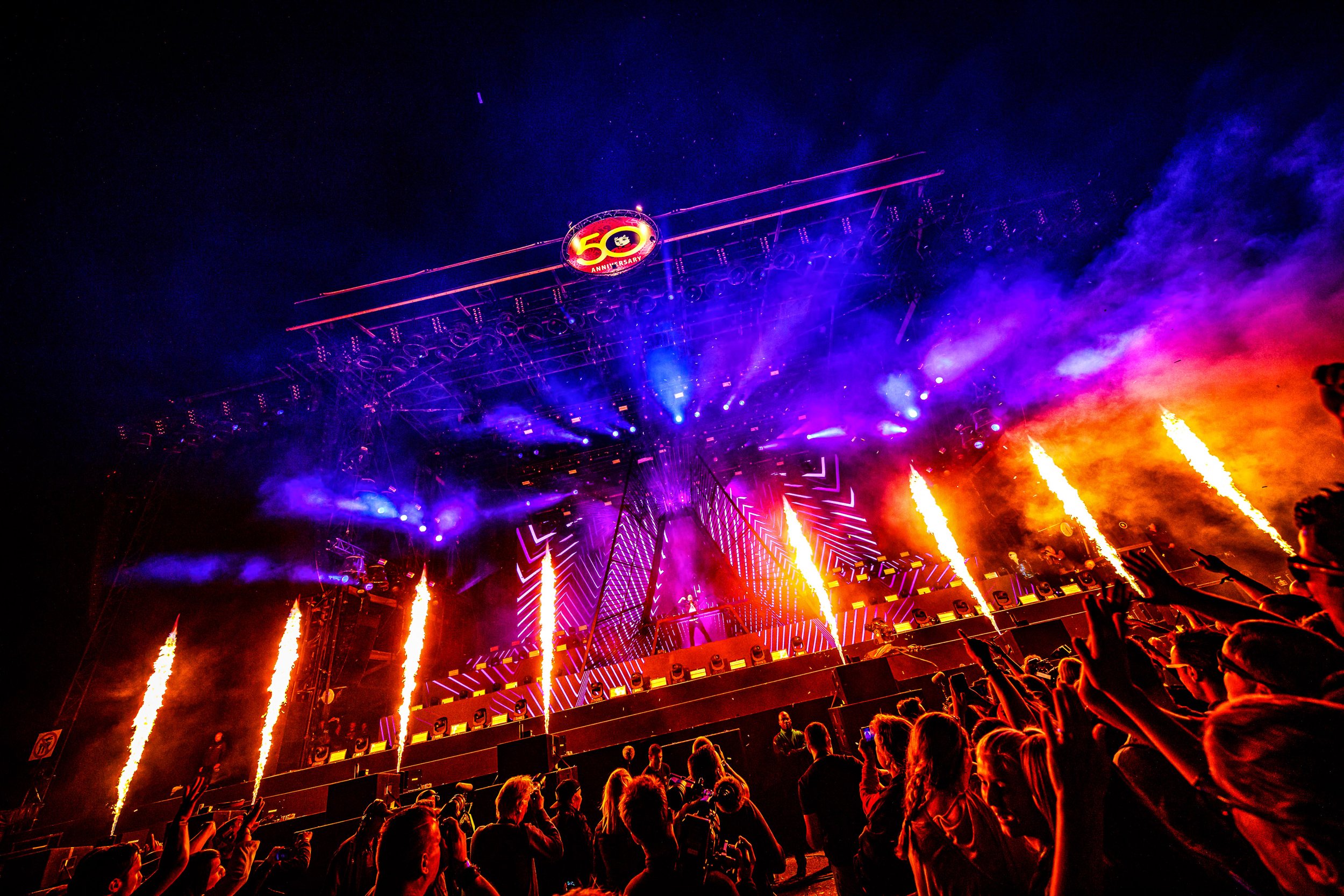 Pinkpop19_Armin_Mainstage_MartinHols_001_Socials.jpeg