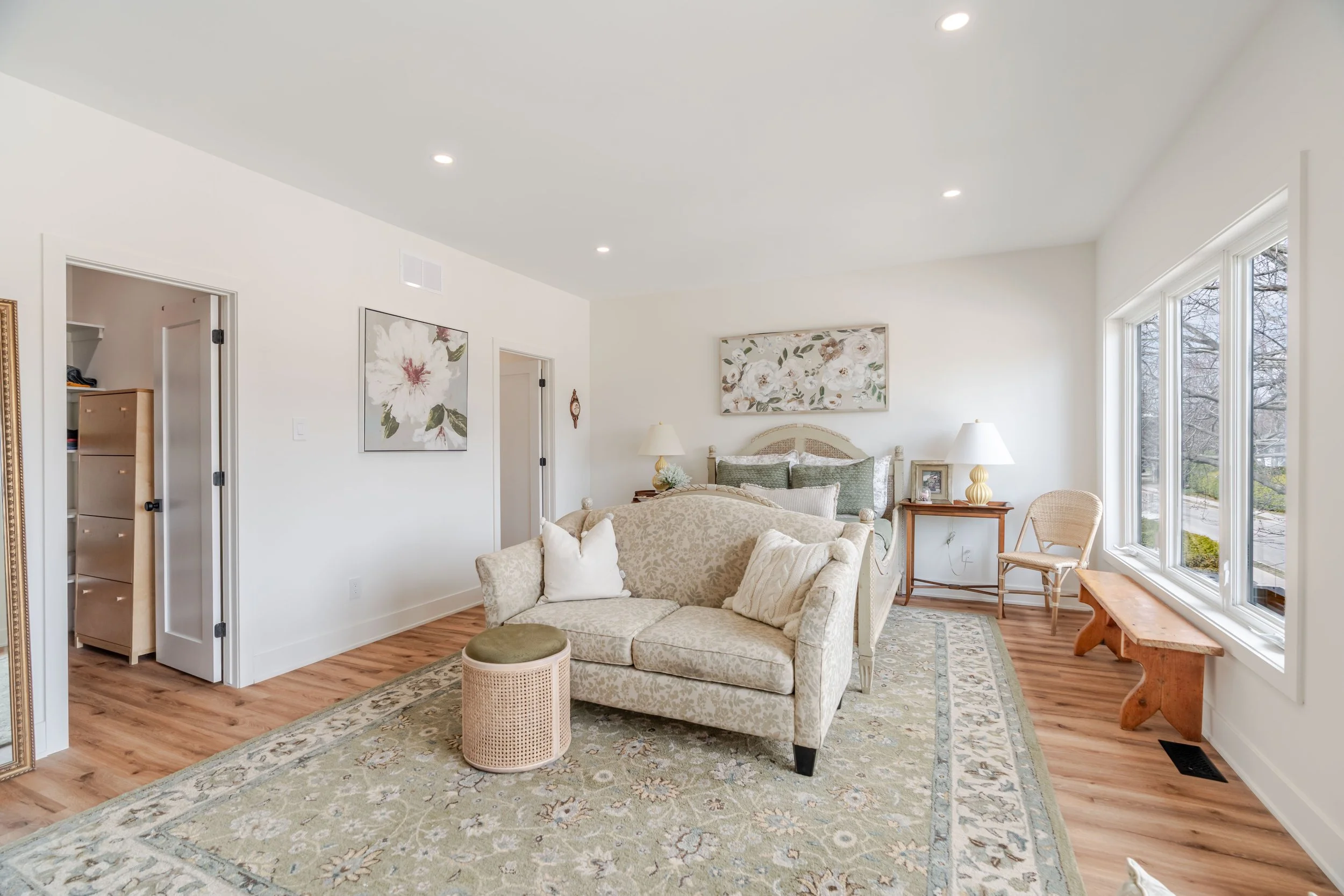12 Viewmount Dr-111.jpg