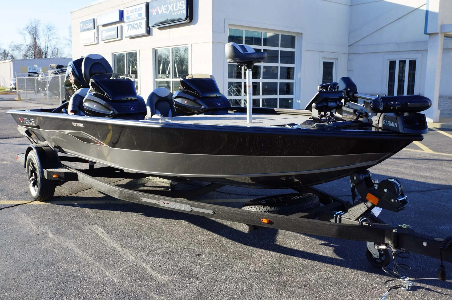 2024-Vexus AVX1880-Black-4.jpg