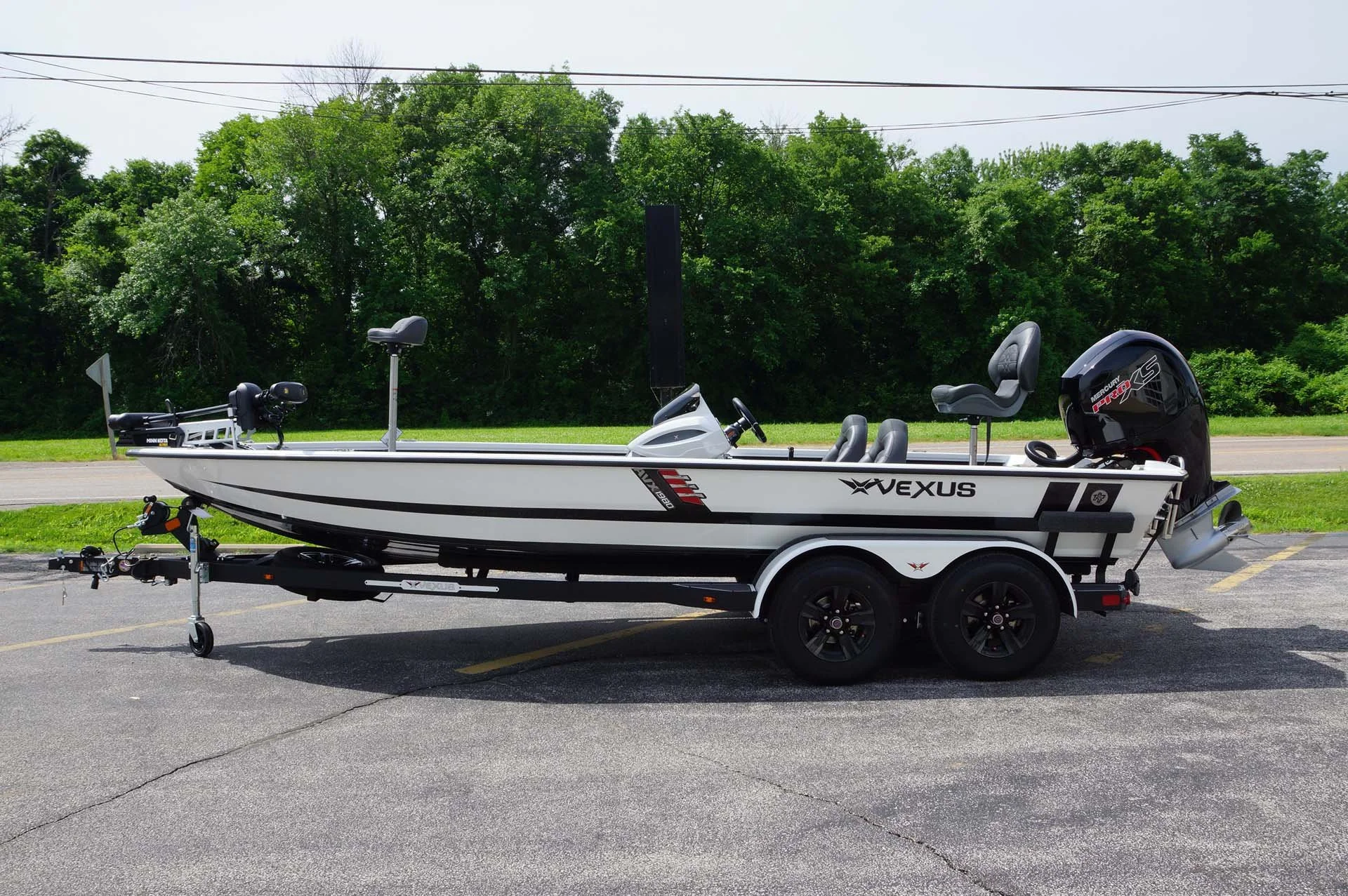 2026-Vexus AVX1980-Raptor-White-1.jpg