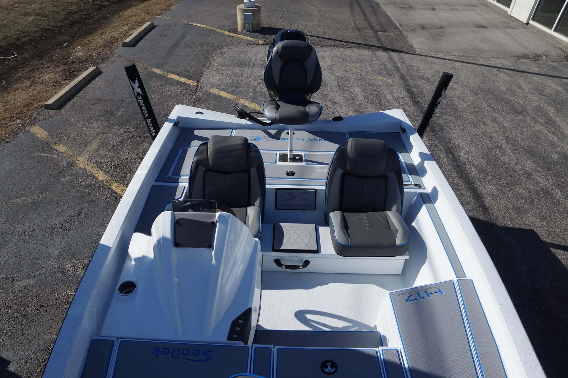 2026-Xpress H17-8.jpg