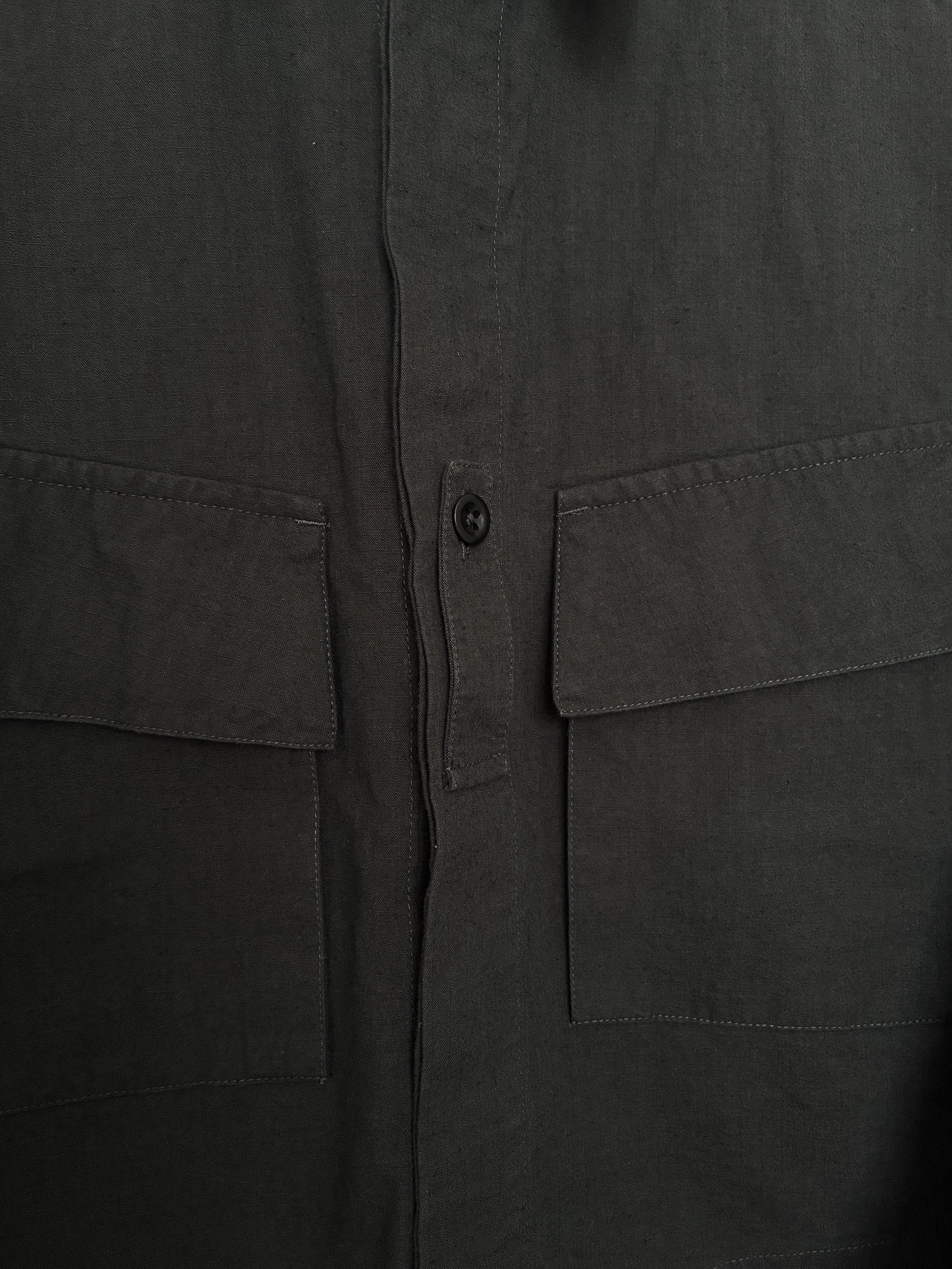 Closeup of buttons of 1st PAT-RN Sumatra Charcoal Overshirt