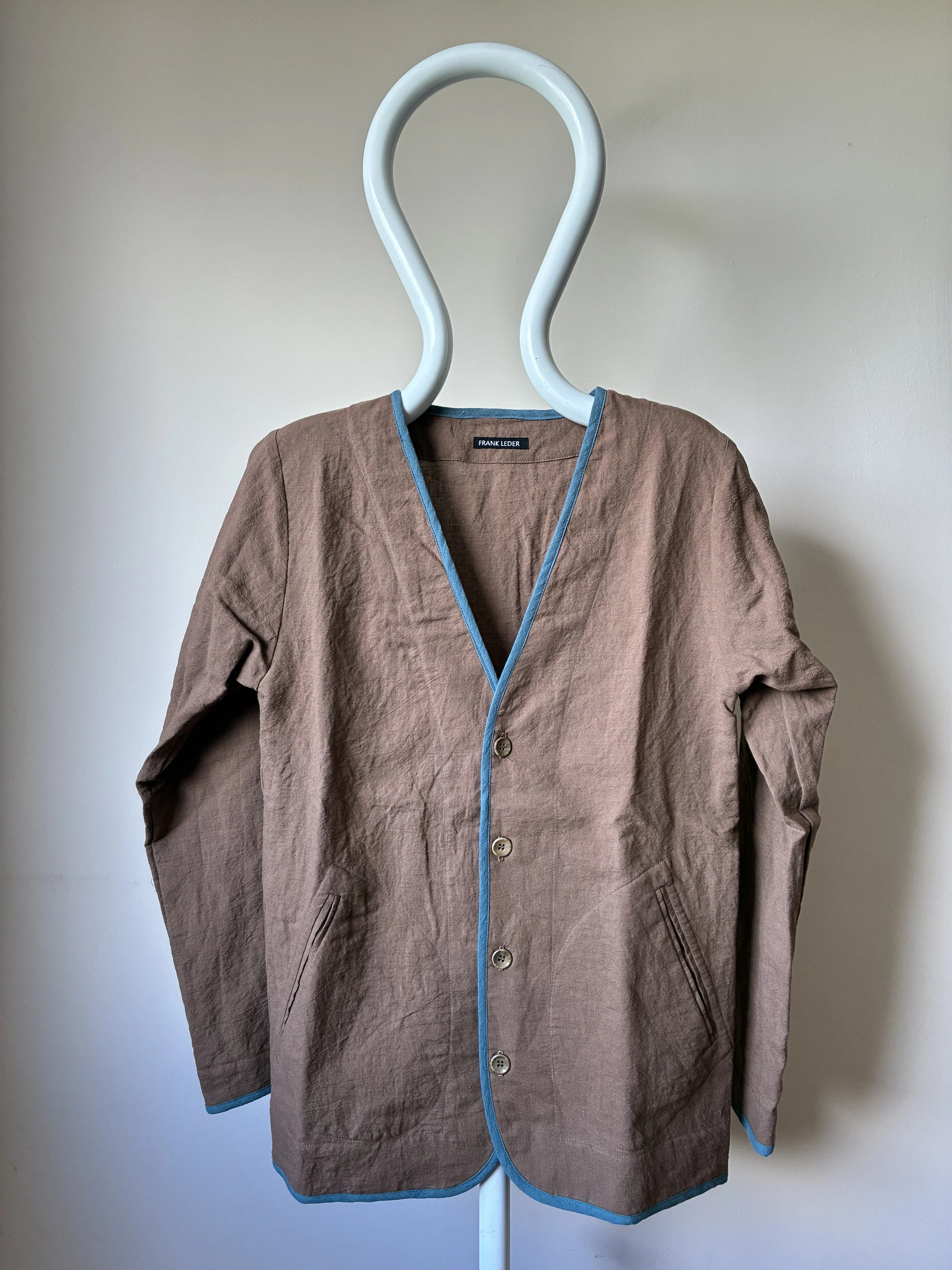 Frank Leder Linen Cotton Brown Teal Jacket on mannequin