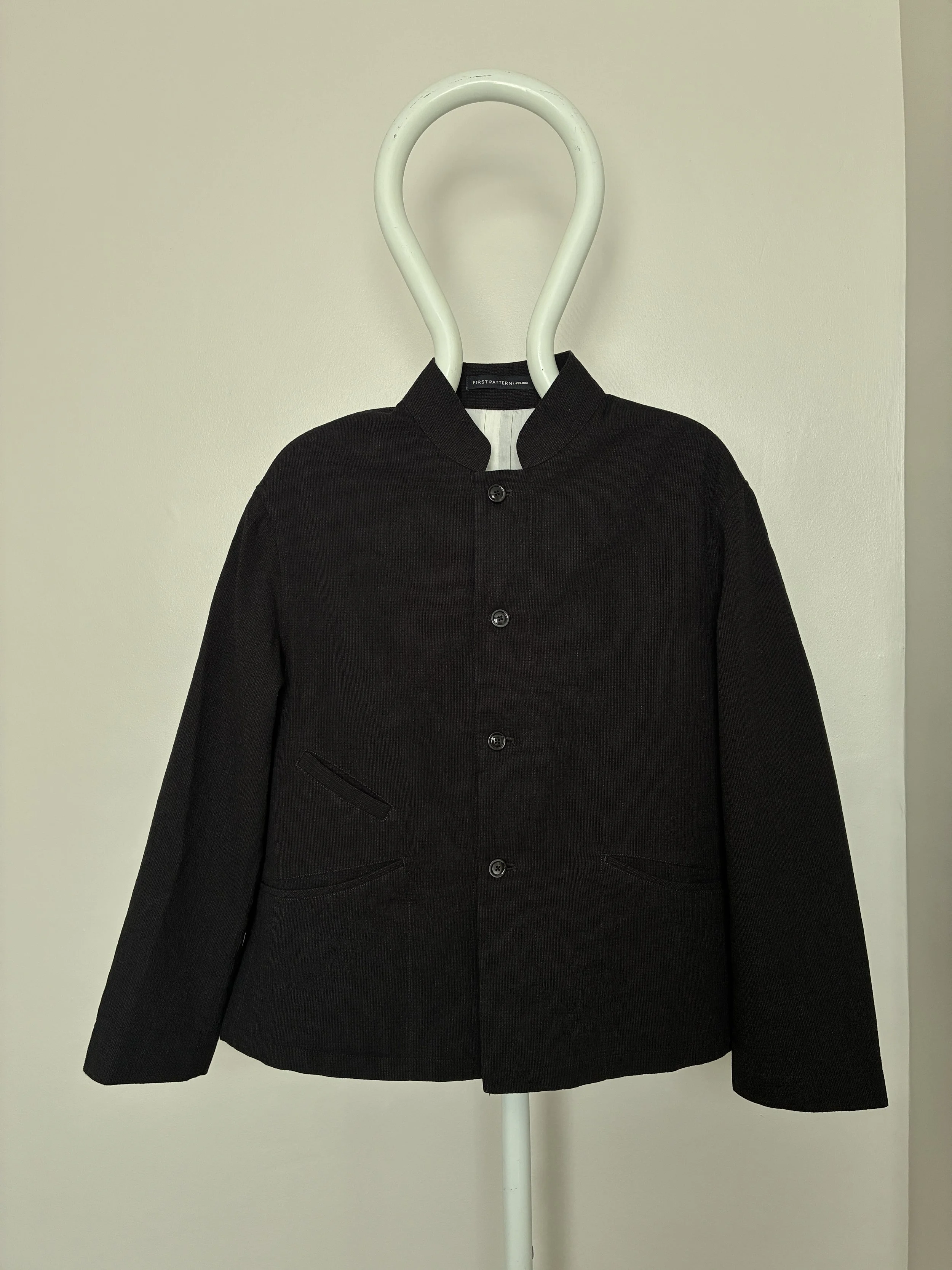 Charcoal 1st PAT-RN Woman Rei Jacket on mannequin