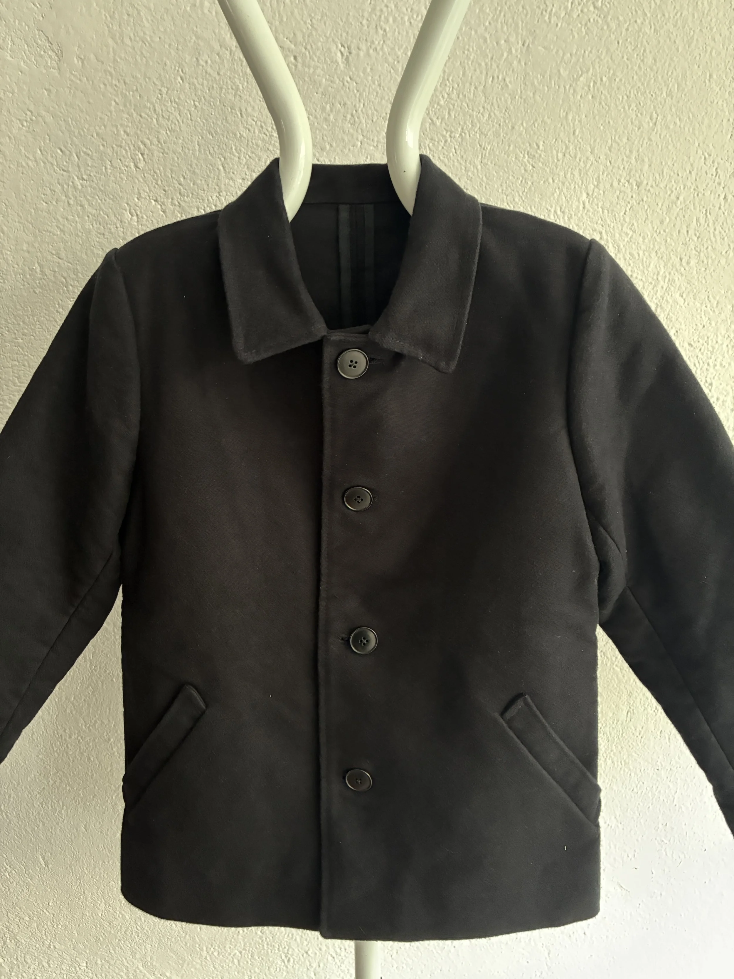 Mannequin wears Black Frank Leder Deutschleder Jacket