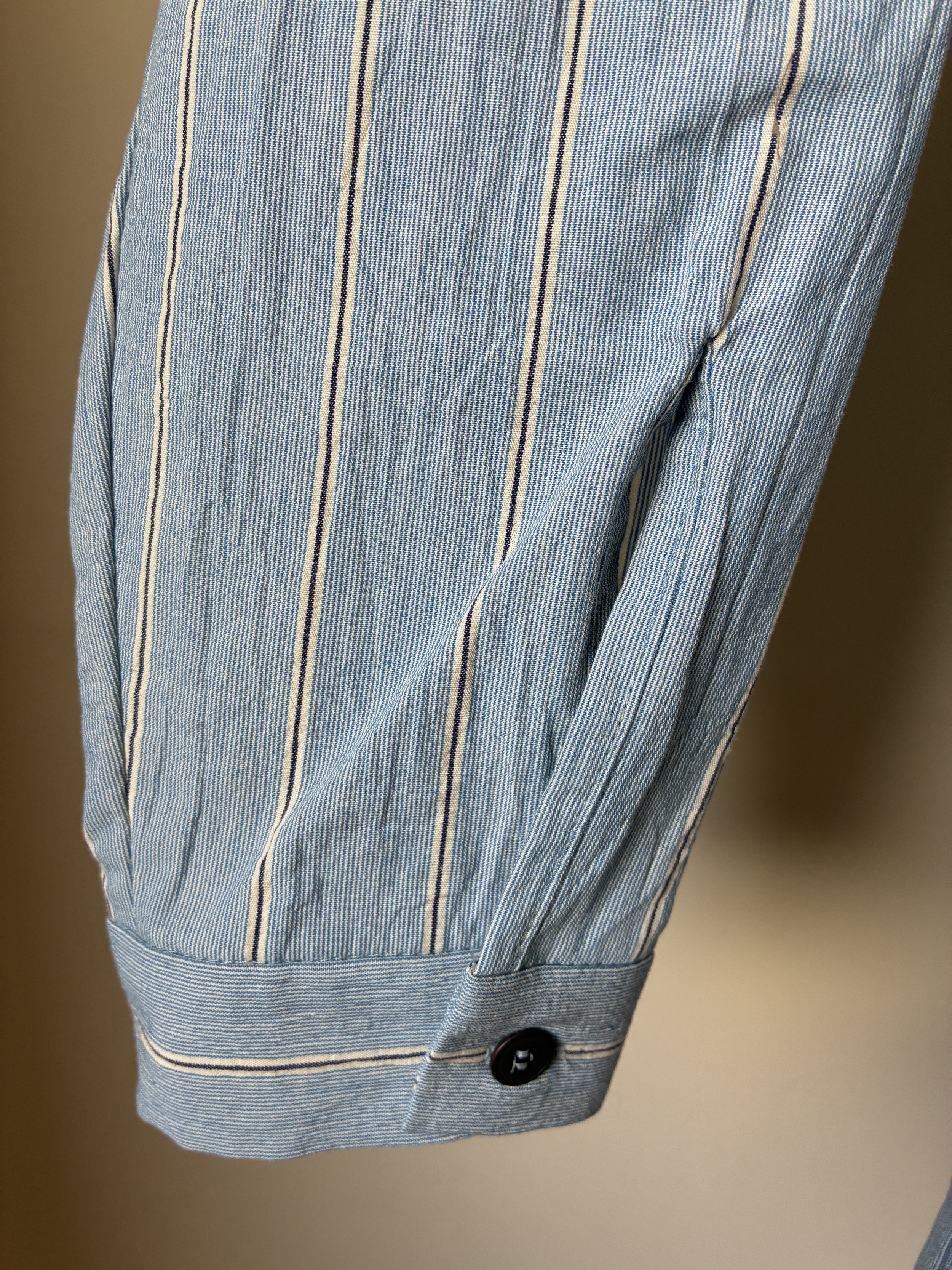 Close up of cuff on Frank Leder Japanese Cotton Blue Stripe Shirt