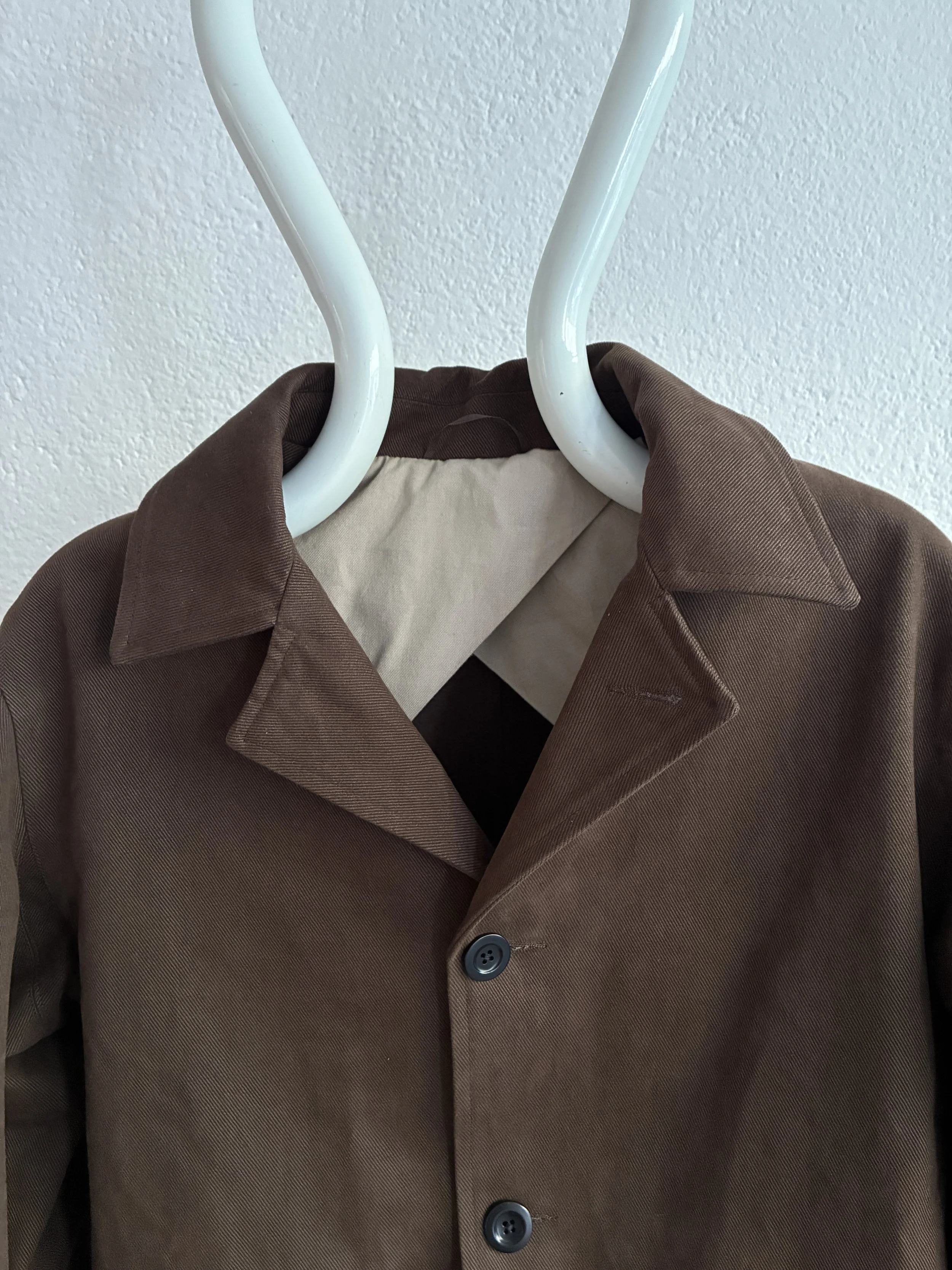Collar closeup of Brown Conkers Bruton Blazer Jacket on mannequin
