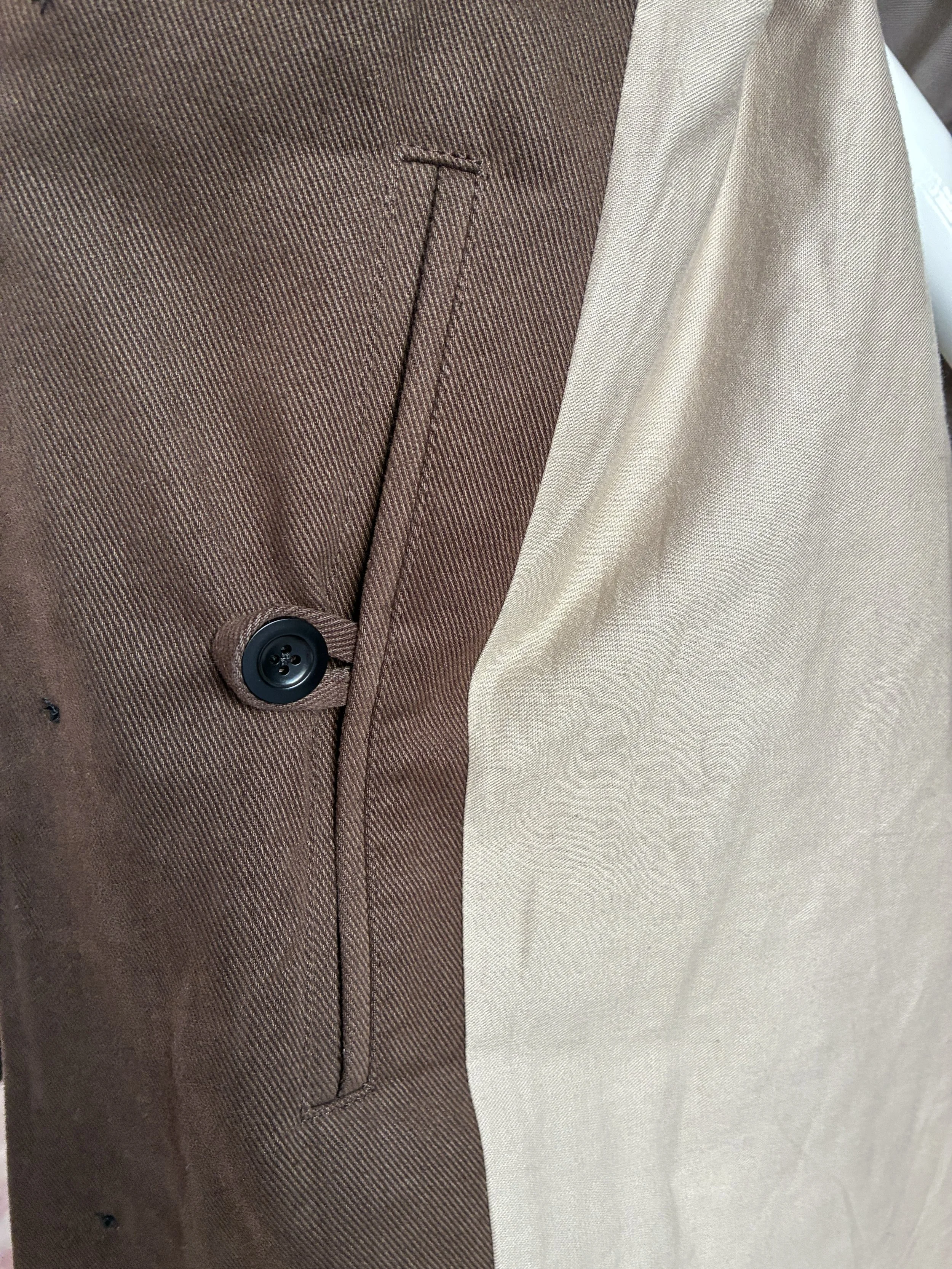 Inside pocket of Brown Conkers Bruton Blazer Jacket