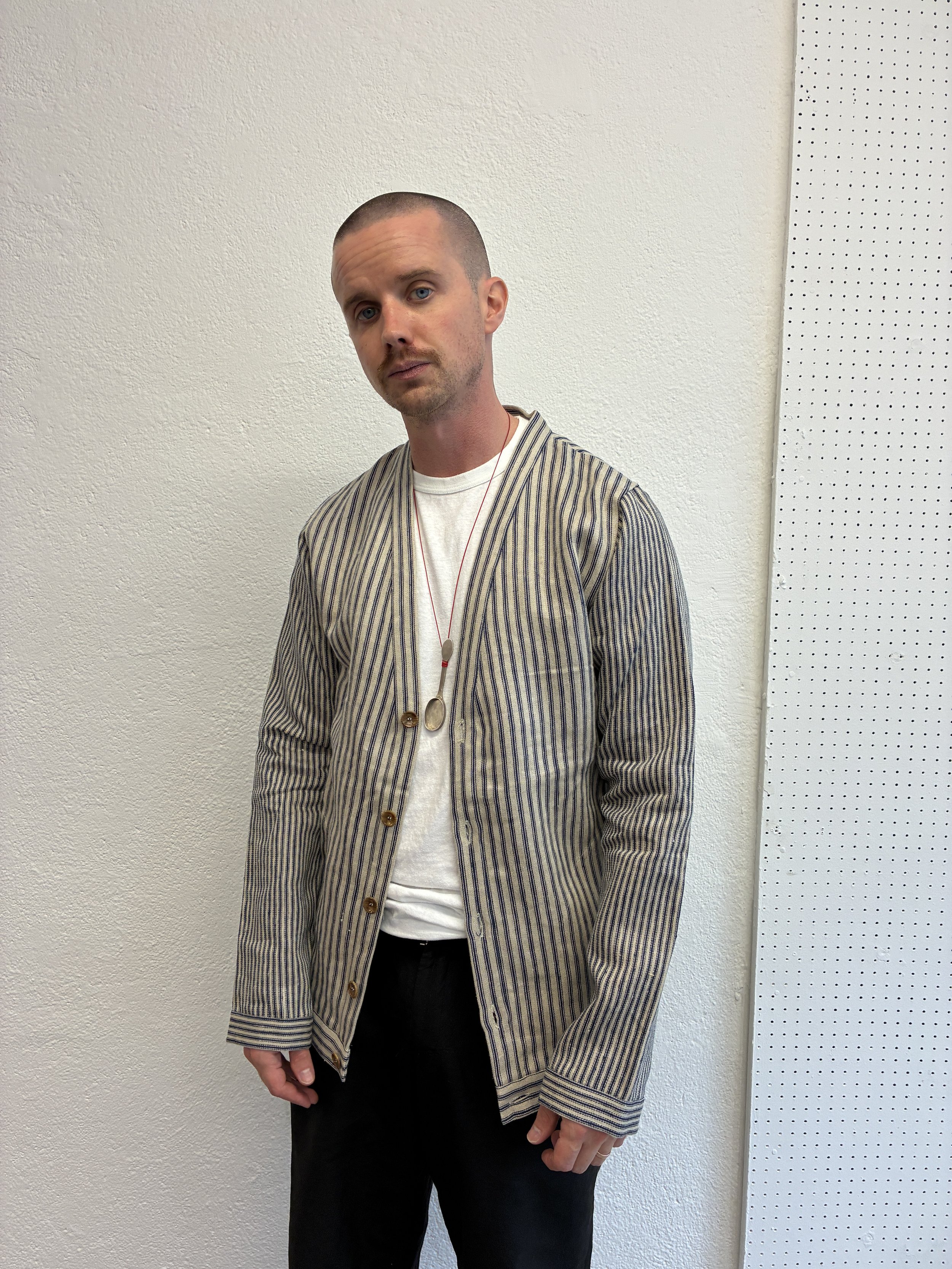 Man wearing Striped Frank Leder Linen Cardigan Jacket