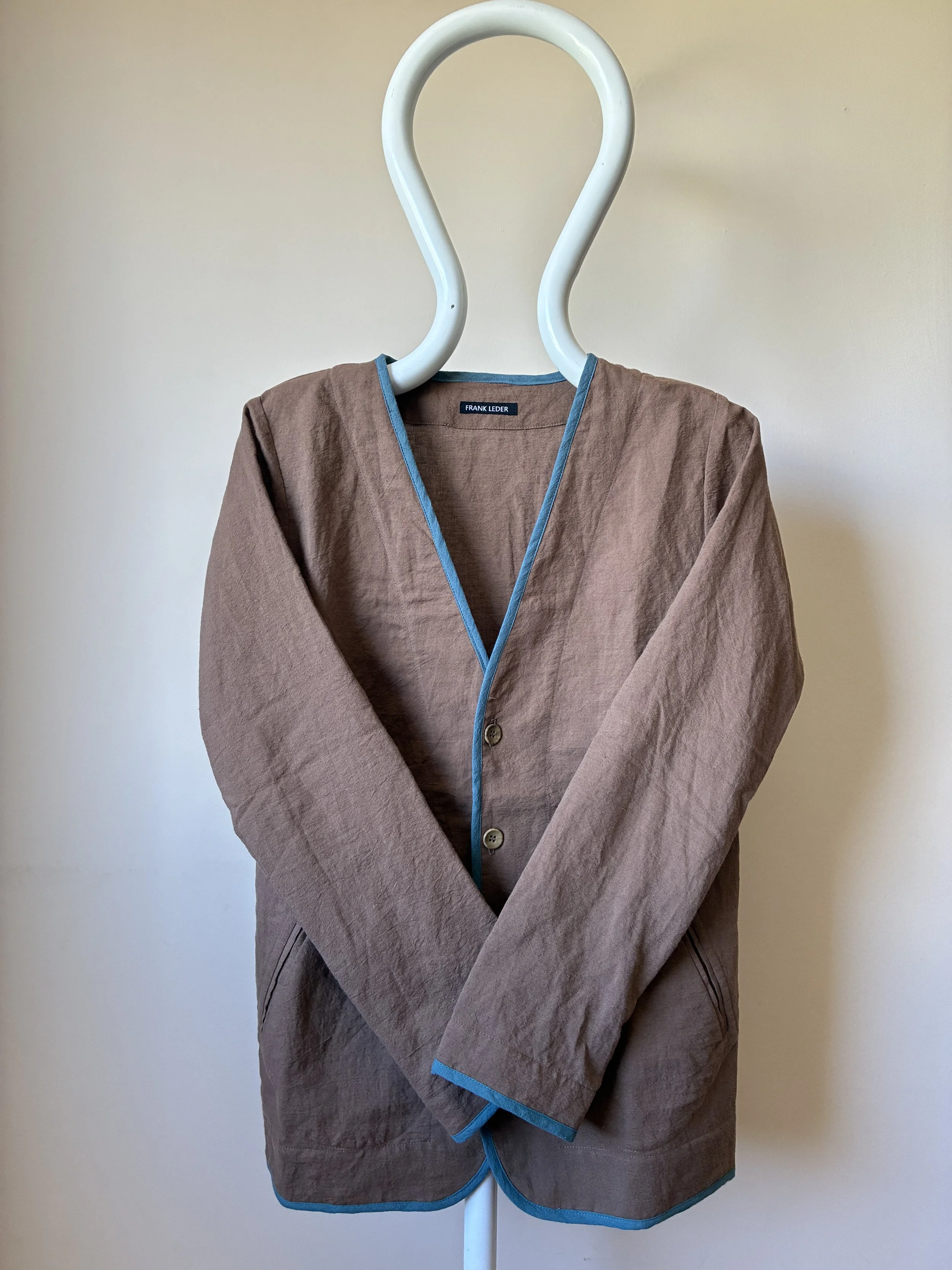 Frank Leder Linen Cotton Brown Teal Jacket on mannequin
