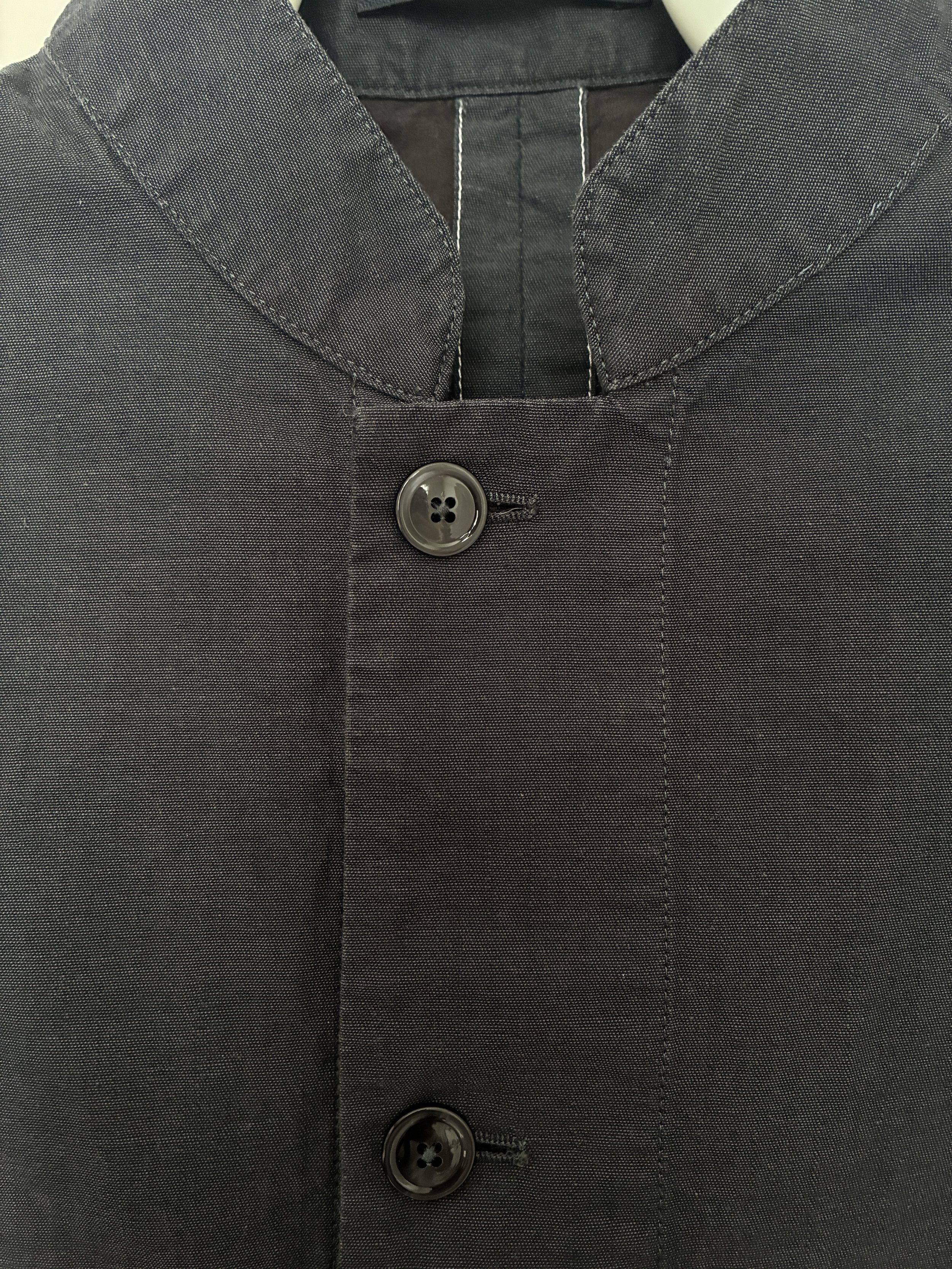 Closeup of collar of Navy 1st PAT-RN Woman Rei Jacket