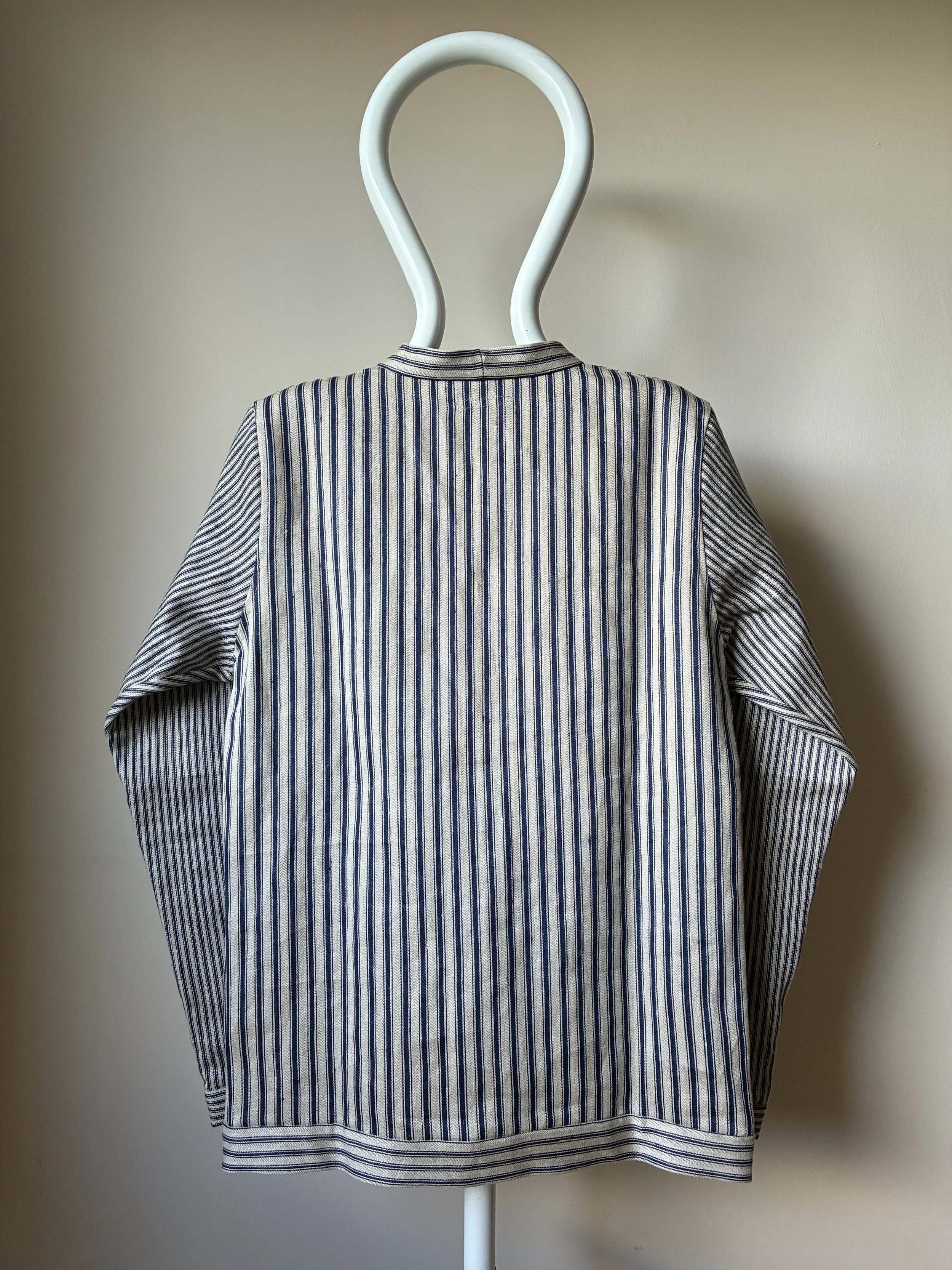 Back of Frank Leder Striped Linen Cardigan Jacket on mannequin