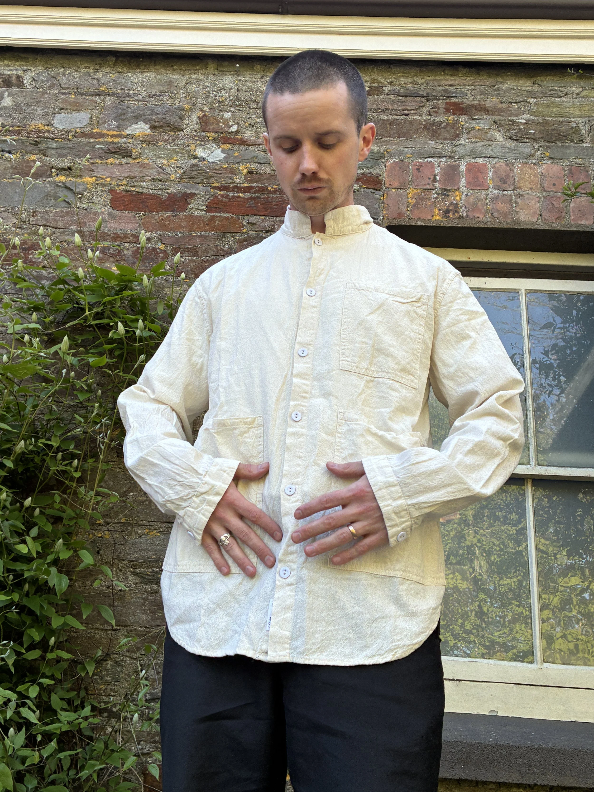 Man wearing rinsed Tender Co Type 457 Frock Shirt
