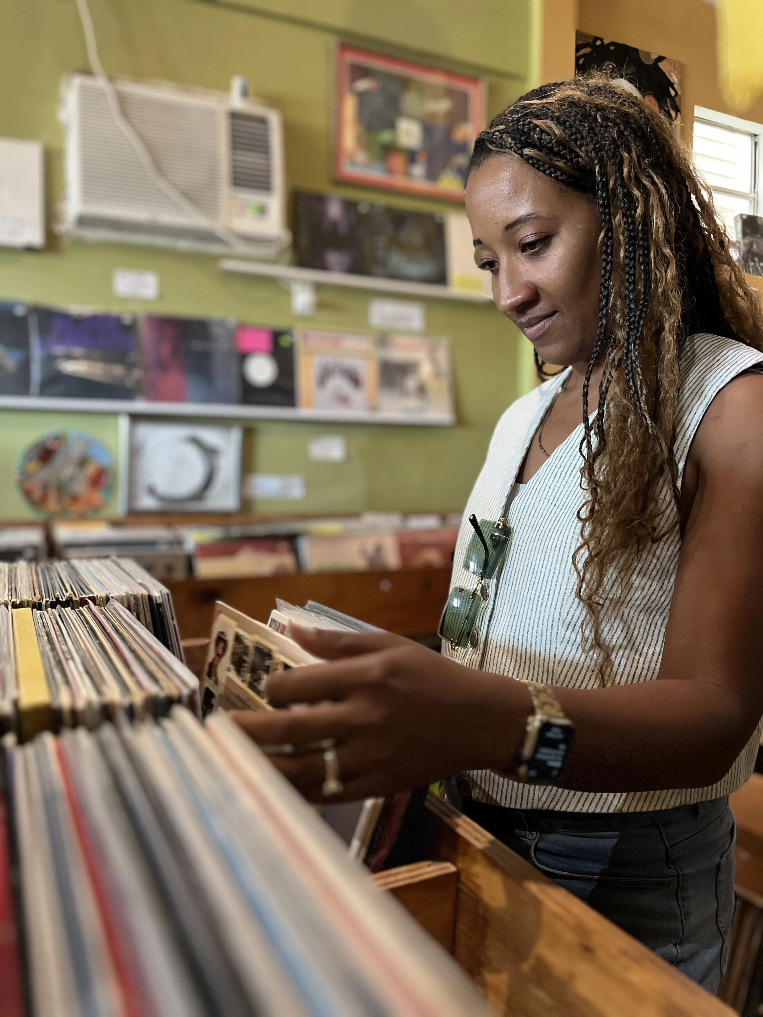 girl-diggin-nola.jpg
