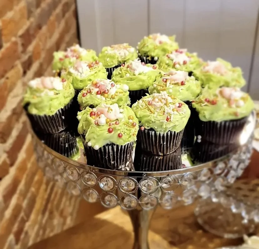 Railfan Cupcake.jpg