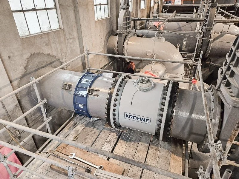 interior working machinery at tisdale pumping plant