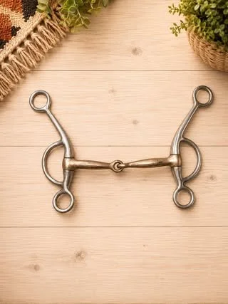 Consignment #410 - 5.75 Inch Junior Cow Horse Snaffle Bit