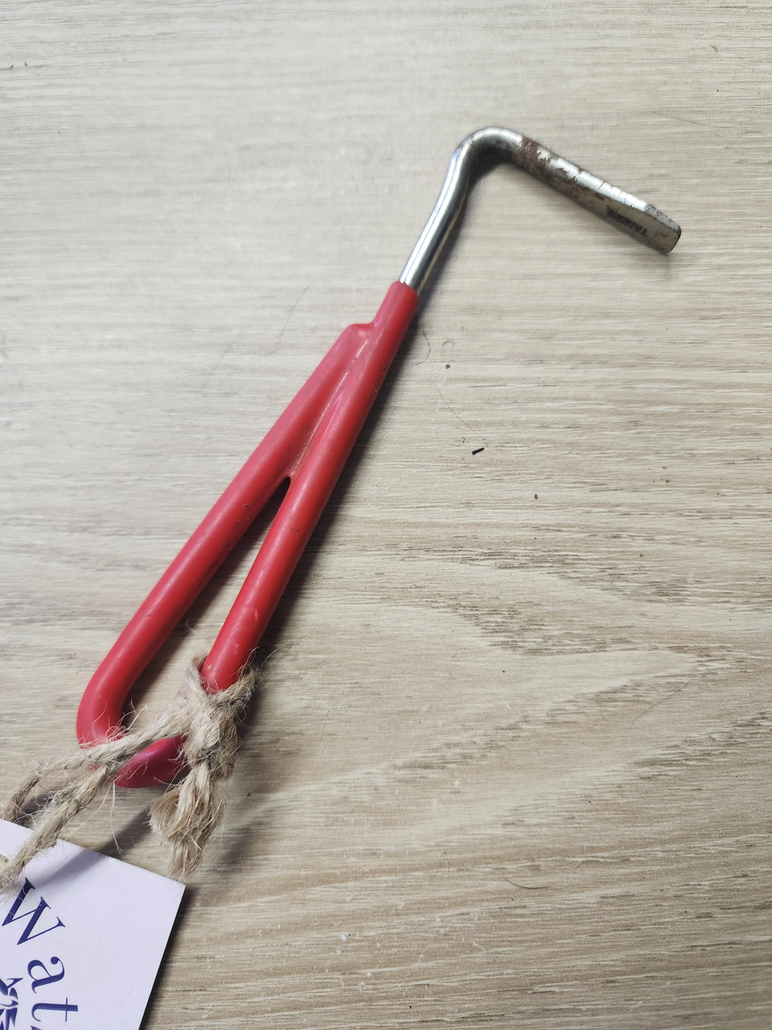 Consignment #23 - Red Hoof Hook