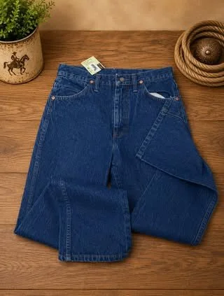 Consignment #497 - Wrangler Boot Cut