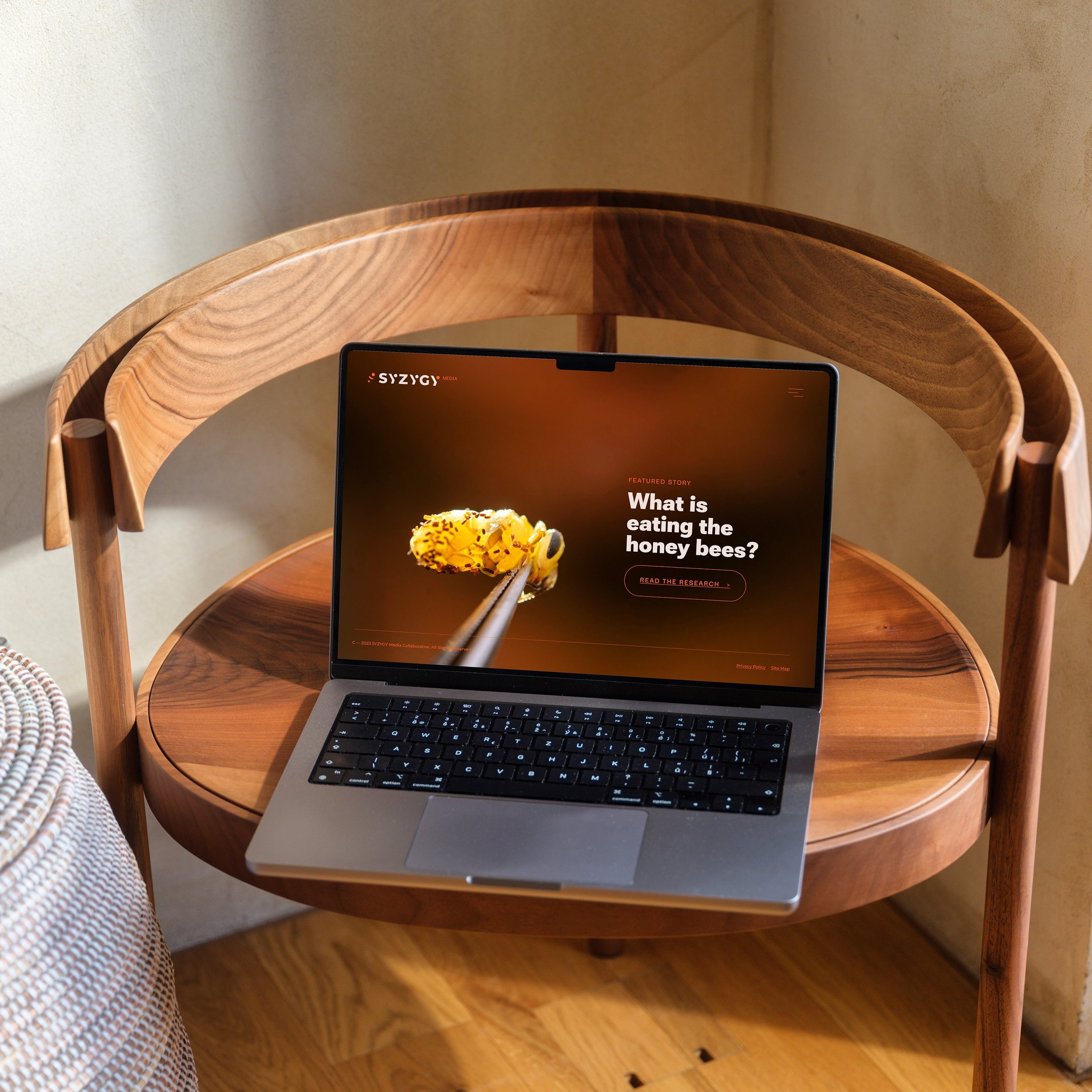 #webdesign for @syzygy.stories ~ It is always such a great experience to be able to work with a brand to create not only their graphic identity but then to take that to the next level and incorporate it into their digital presence via their website a
