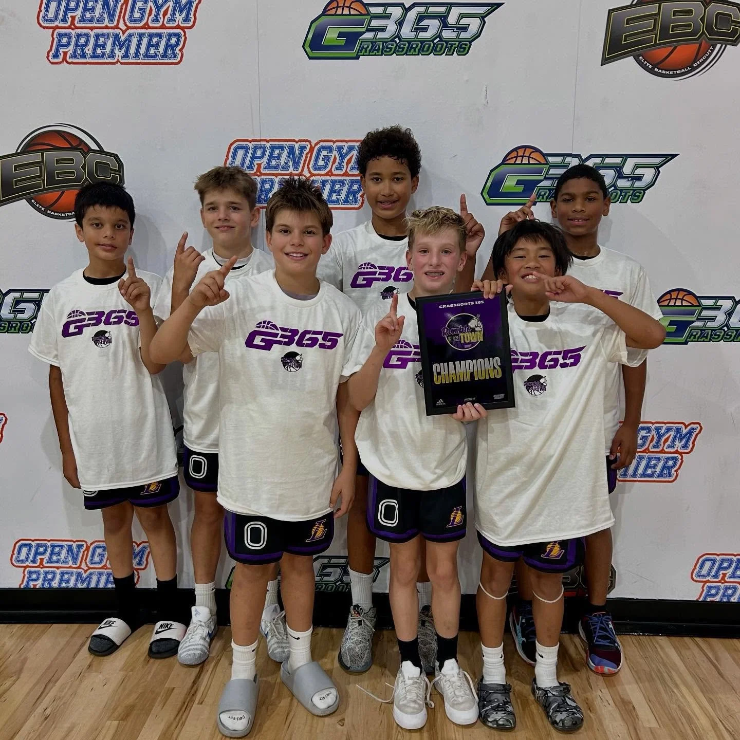 11U Fuca @grassroots365 TOWN 12U CHAMPS🥇#LakeshowFam💛💜