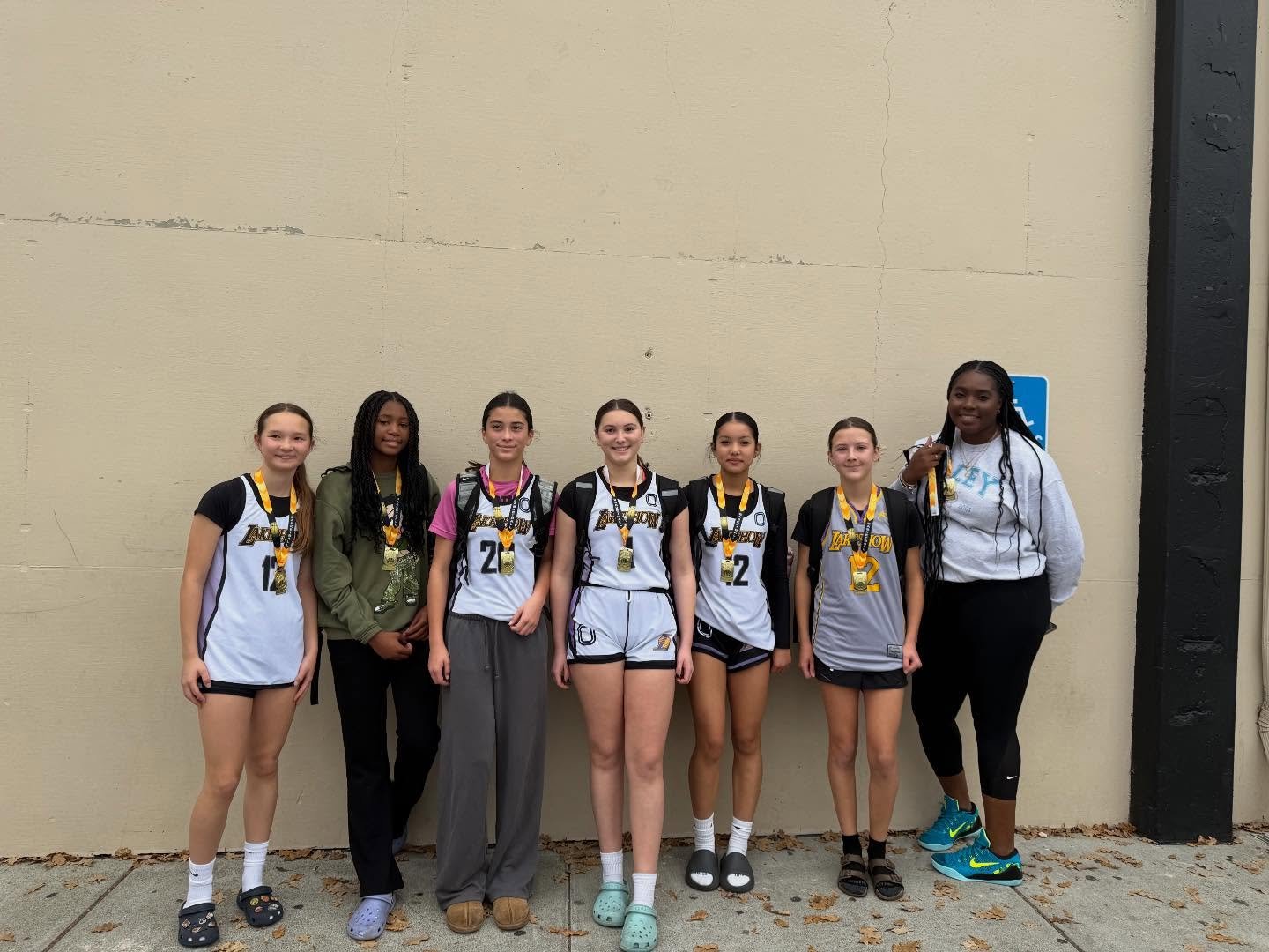 Lakeshow 14U Tatiana 2025 Christmas Classic Champs!!!
💪💜💛