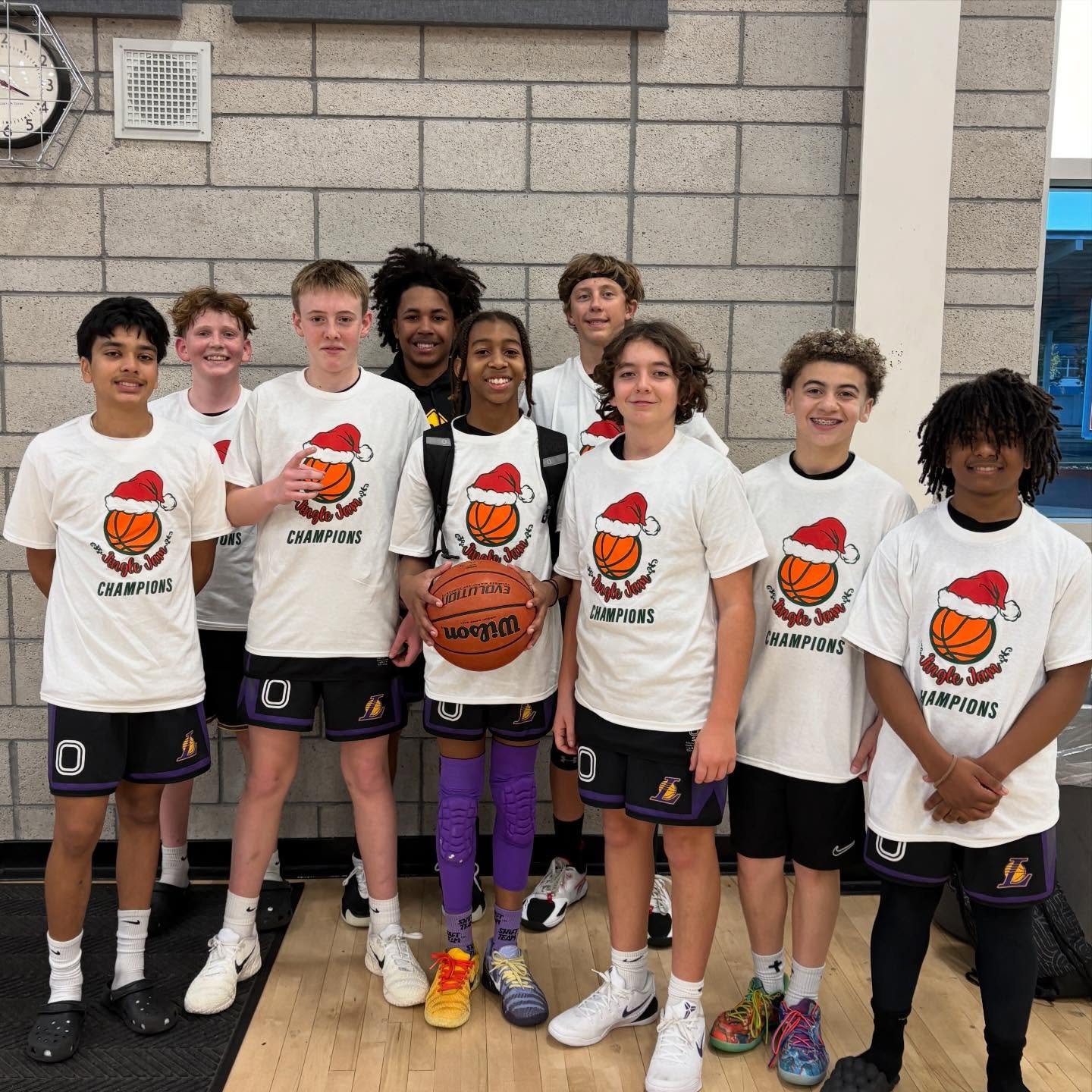 14U Fuca @4ballers_only Jingle Jam 🏆#LakeshowFam💜💛