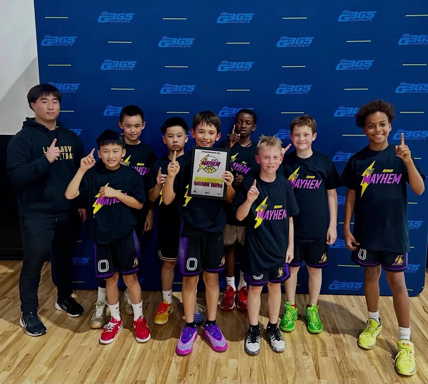 10U Okotie @grassroots365 CHAMPS🥇#LakeshowFam💜💛
