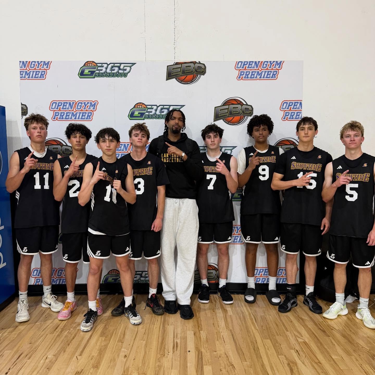 17U Ned @springelitechallenge 4-0🥇 #LakeshowFam💜💛