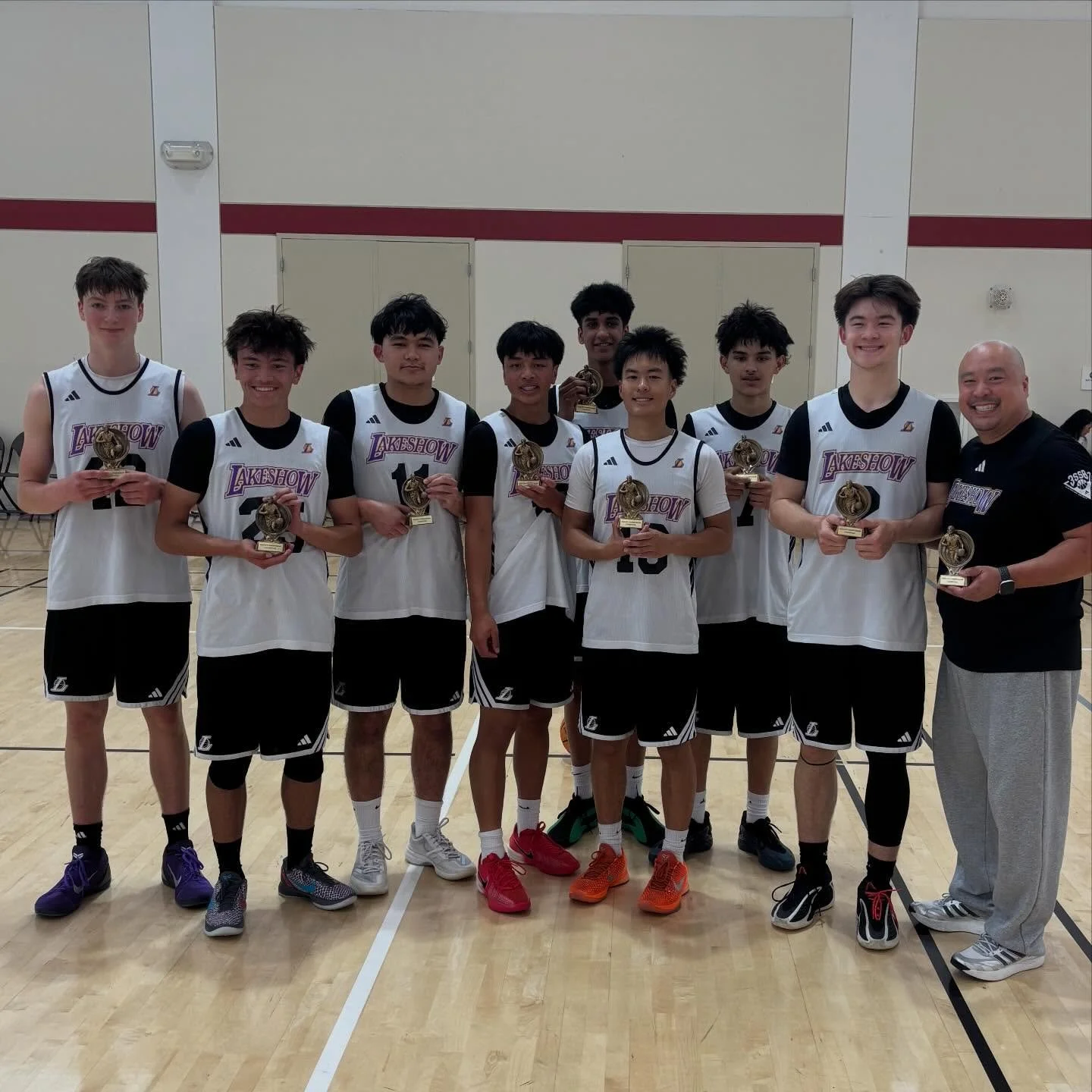 15U Gold Khoo @bcb__events 🥇#LakeshowFam💜💛