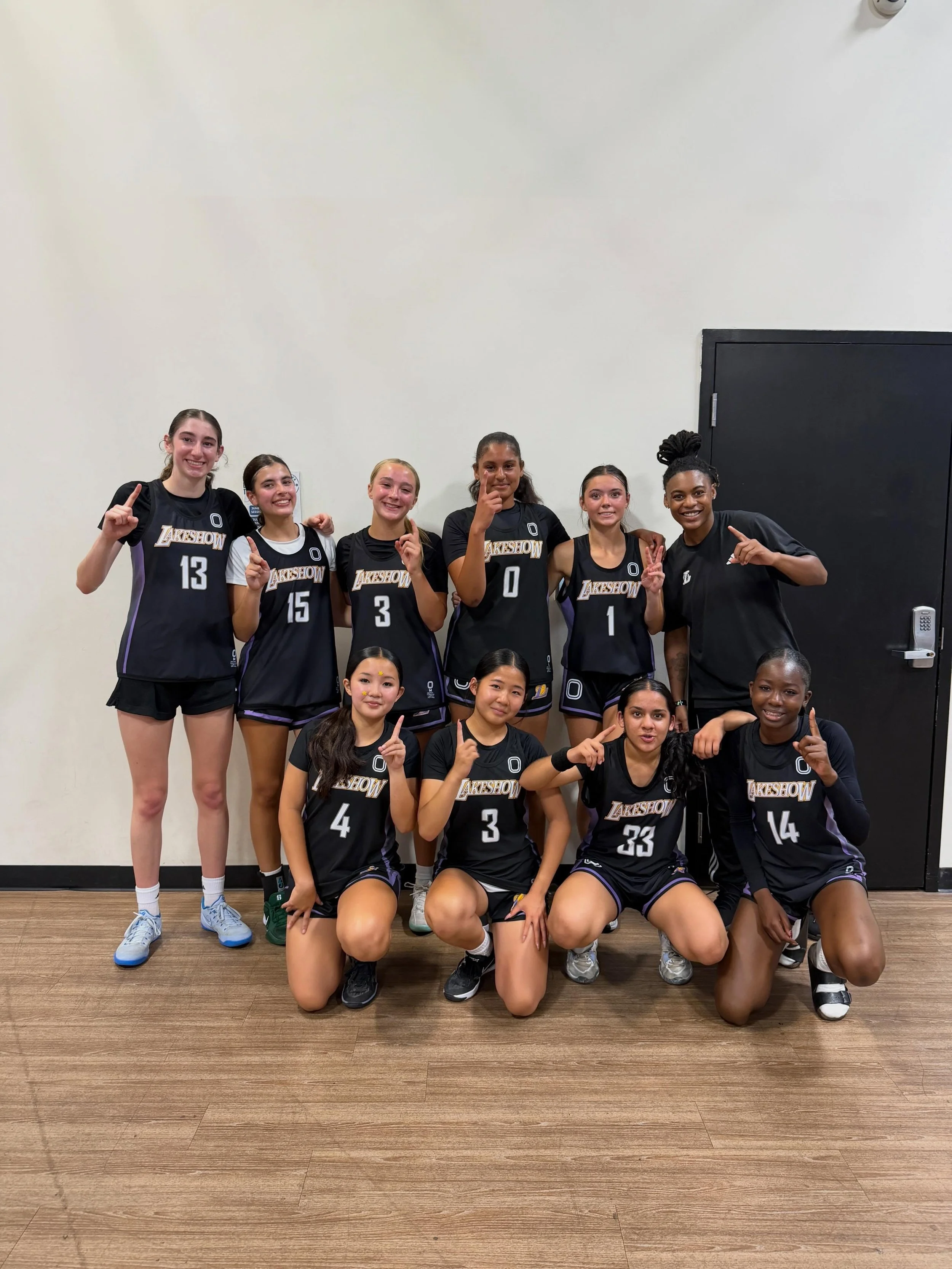 HS Lakeshow Ladies with a huge tournament win!
💪💜💛