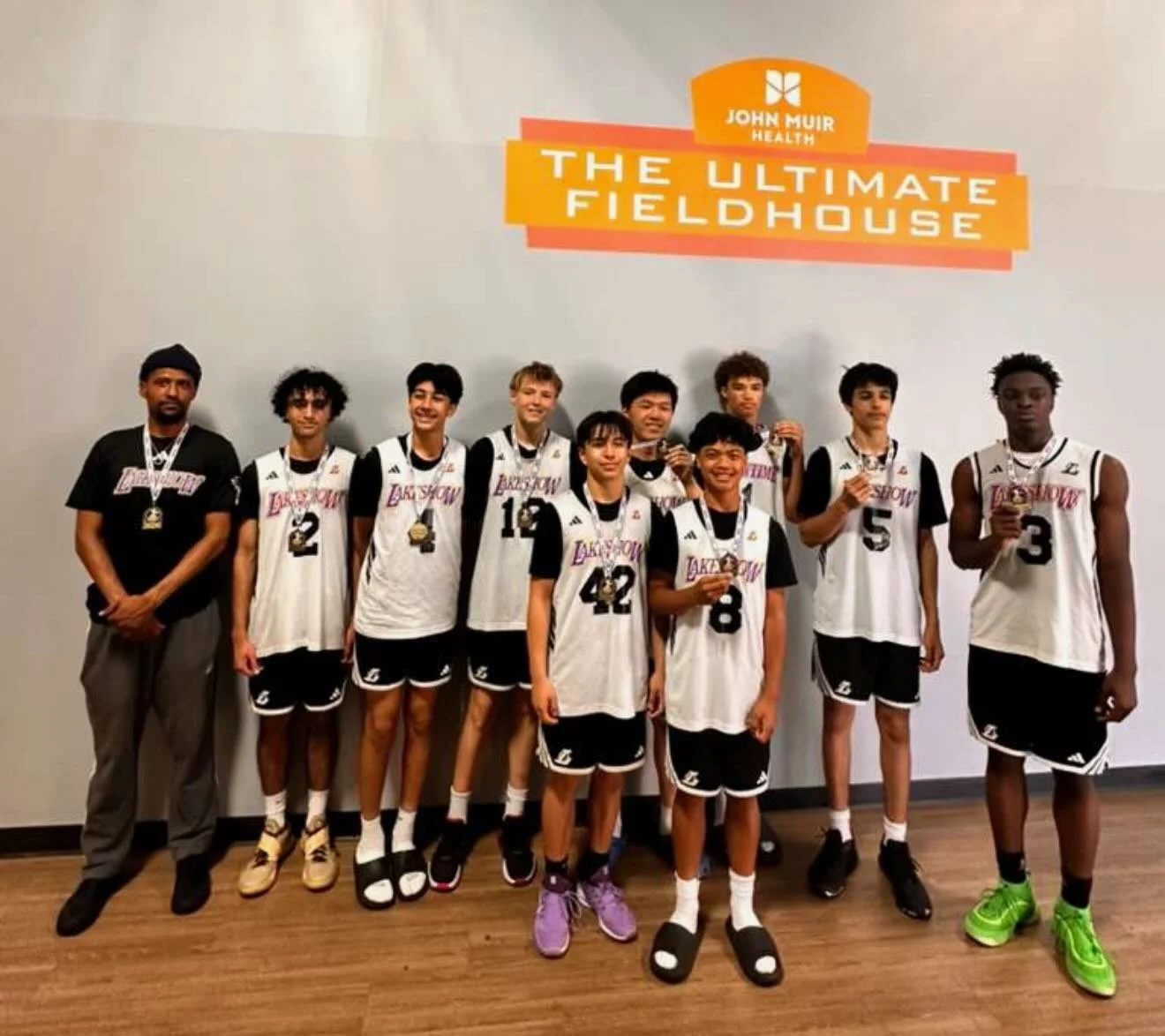 15U Ali 4-0 @4ballers_only &amp; @gsg.hoops Memorial🥇#LakeshowFam💜💛