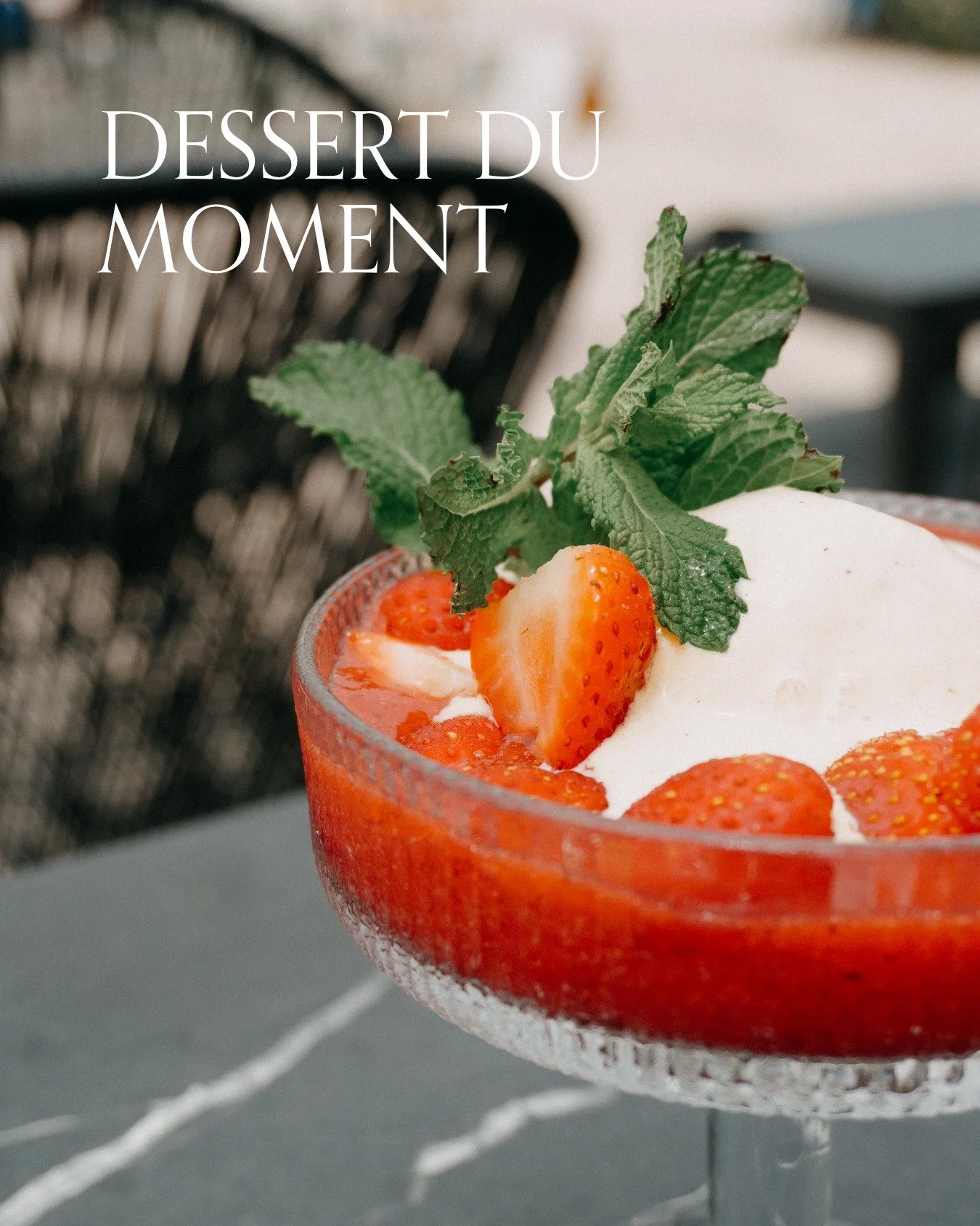 Un dessert &agrave; savourer en terrasse, face &agrave; l'oc&eacute;an. Et vous, c'est le genre de dessert qui vous fait craquer ? 😍

📍 Biarritz Beach &ndash; Grande Plage de Biarritz

#biarritzbeach #biarritz #grandeplagebiarritz #paysbasque #rest